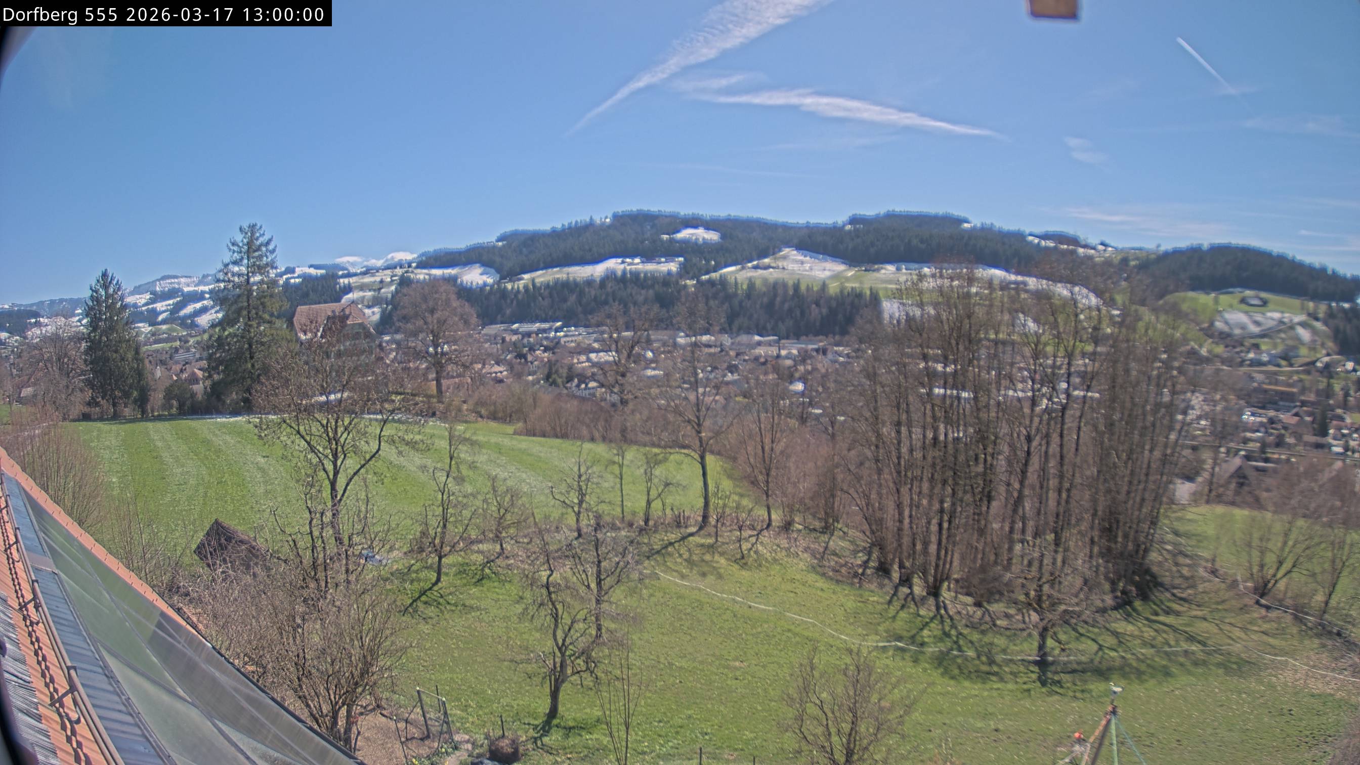 Webcam-Bild: Aussicht vom Dorfberg in Langnau 20260317-130000