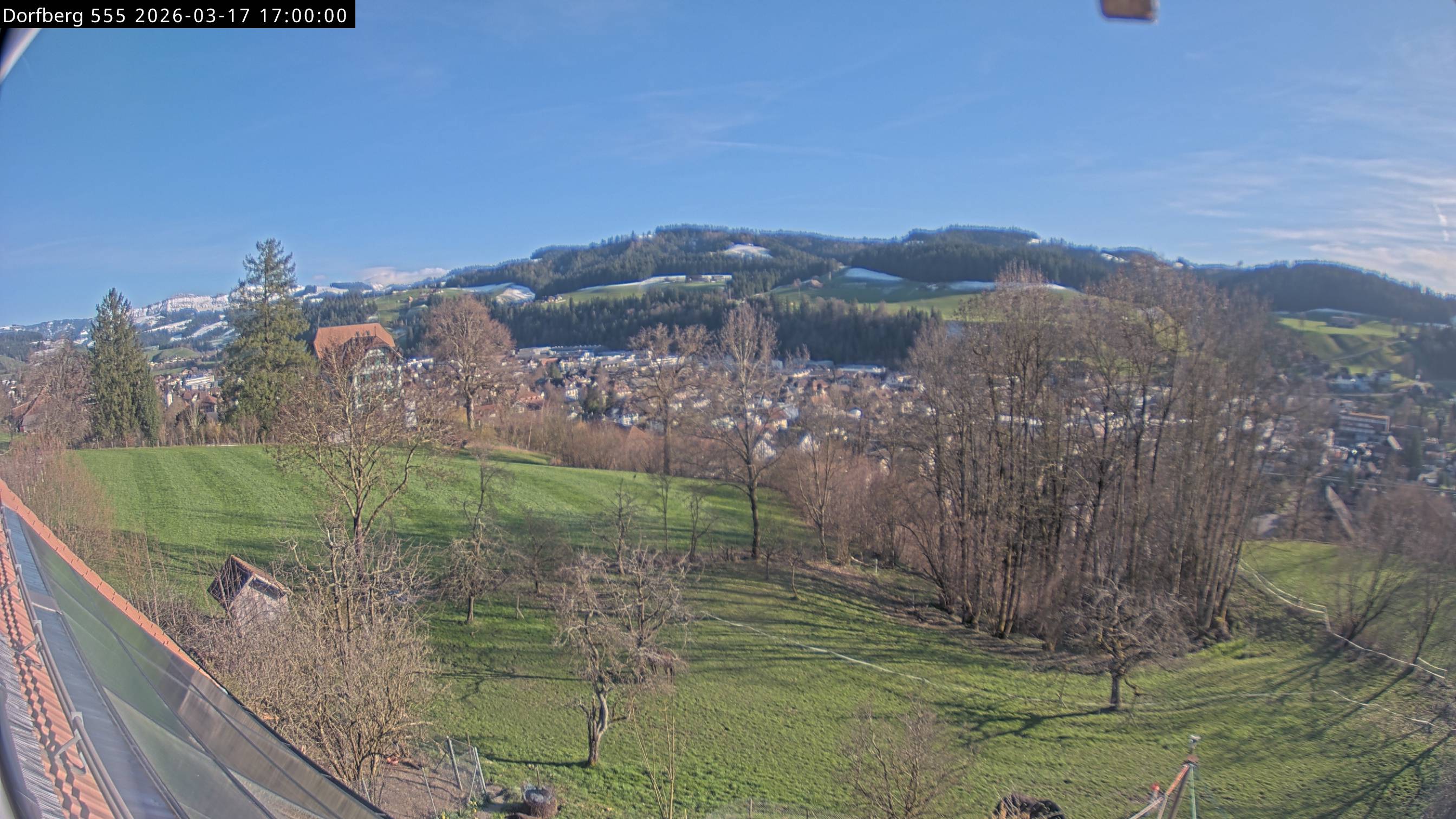 Webcam-Bild: Aussicht vom Dorfberg in Langnau 20260317-170000