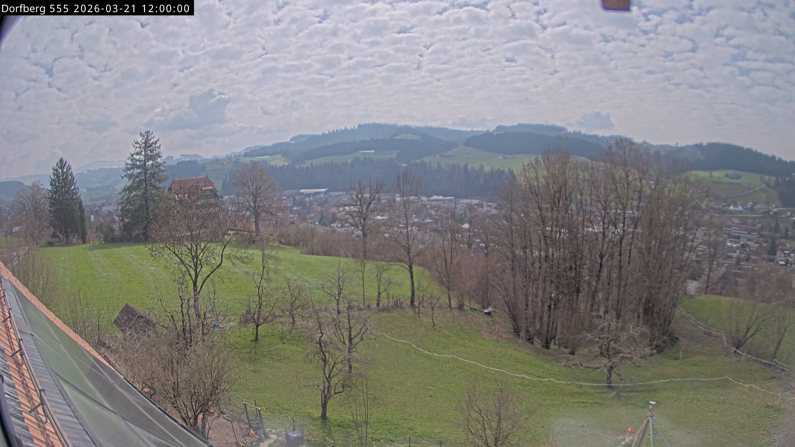 Webcam-Bild: Aussicht vom Dorfberg in Langnau 20260321-120000