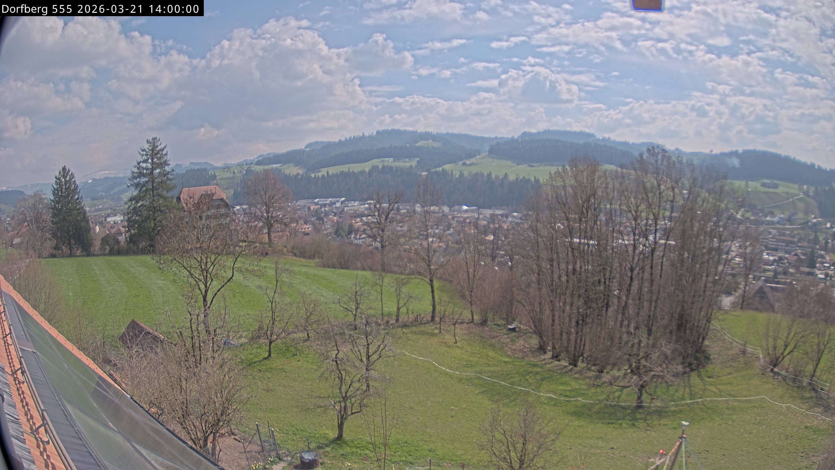 Webcam-Bild: Aussicht vom Dorfberg in Langnau 20260321-140000