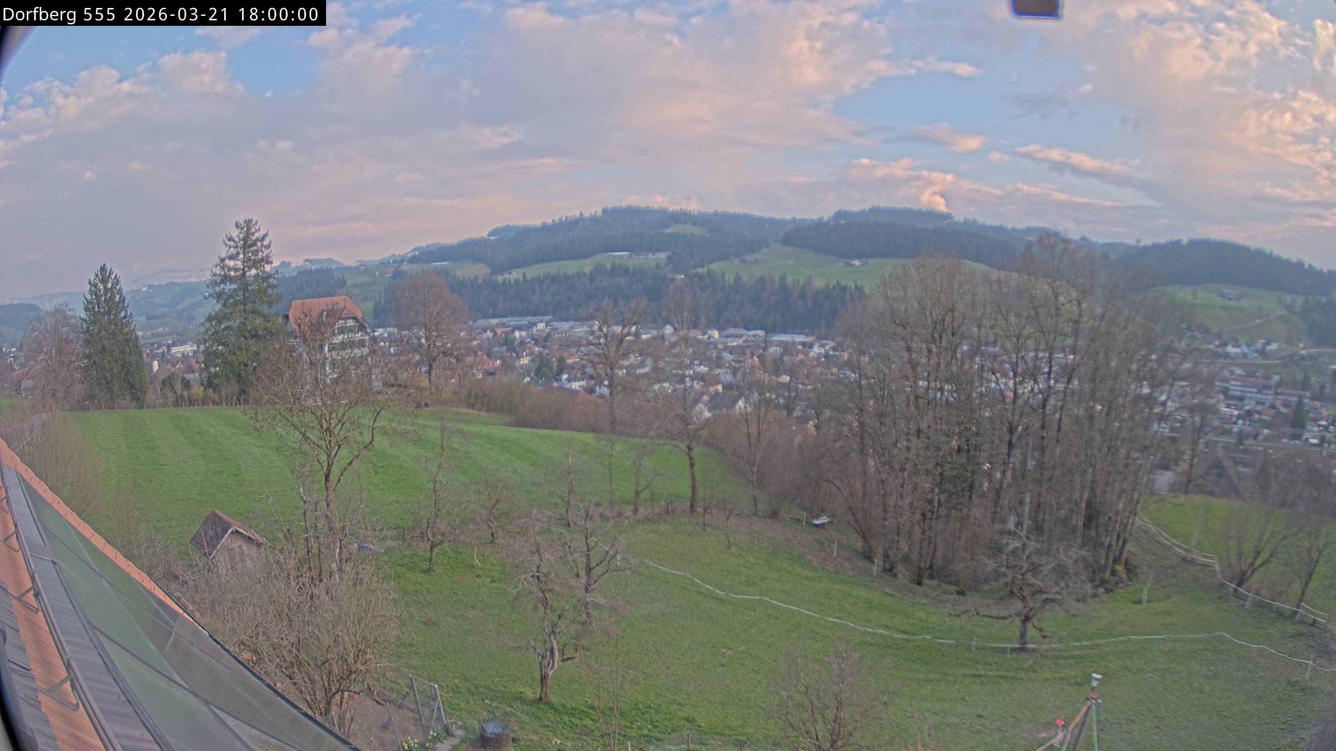 Webcam-Bild: Aussicht vom Dorfberg in Langnau 20260321-180000