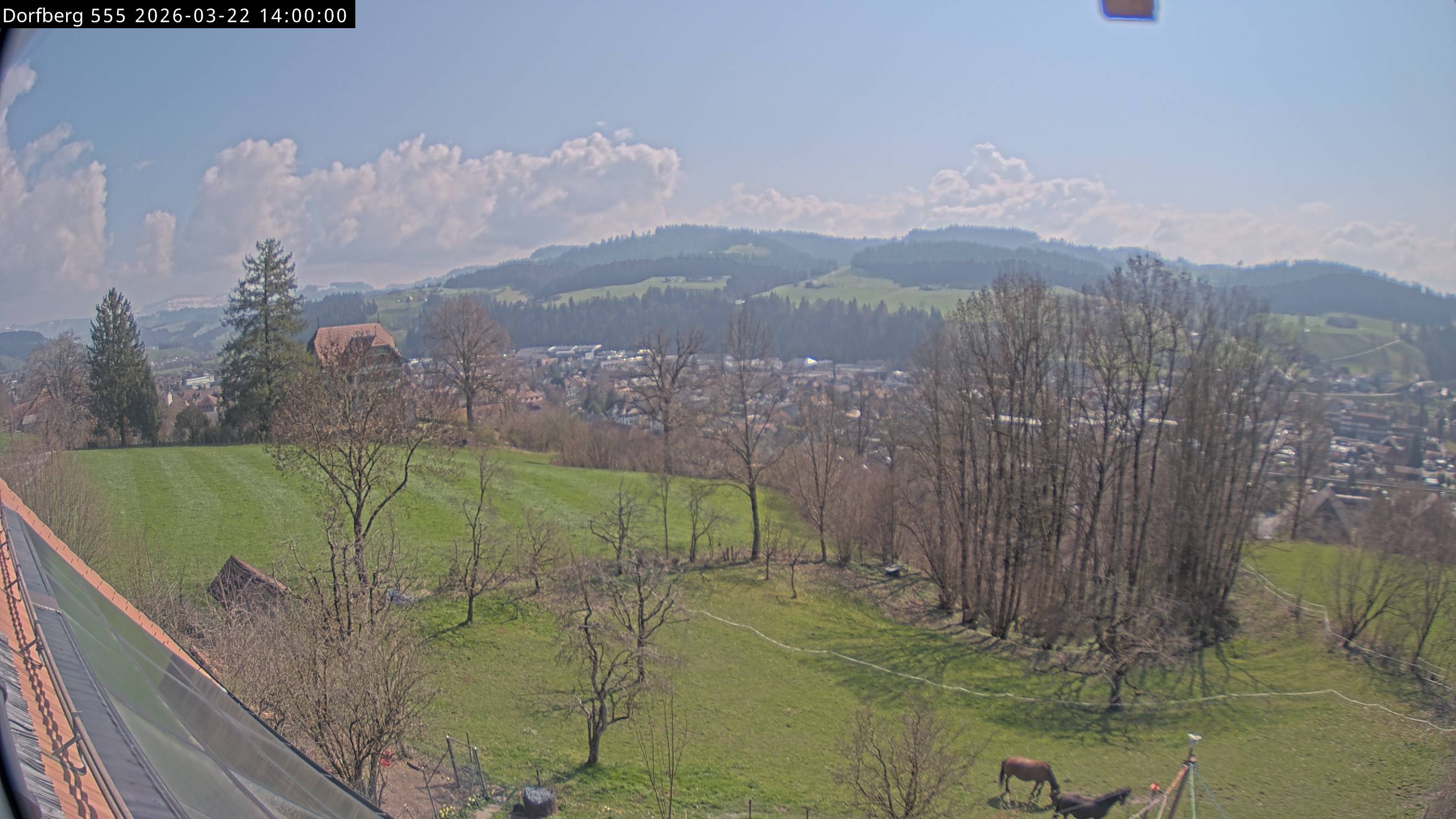 Webcam-Bild: Aussicht vom Dorfberg in Langnau 20260322-140000