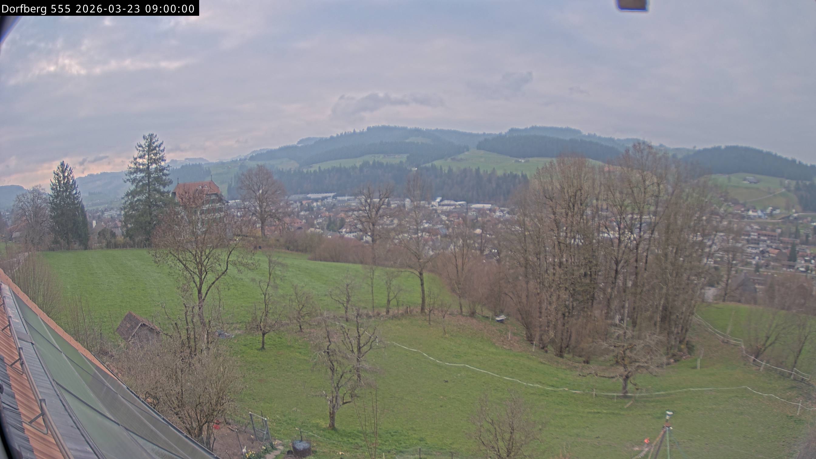 Webcam-Bild: Aussicht vom Dorfberg in Langnau 20260323-090000