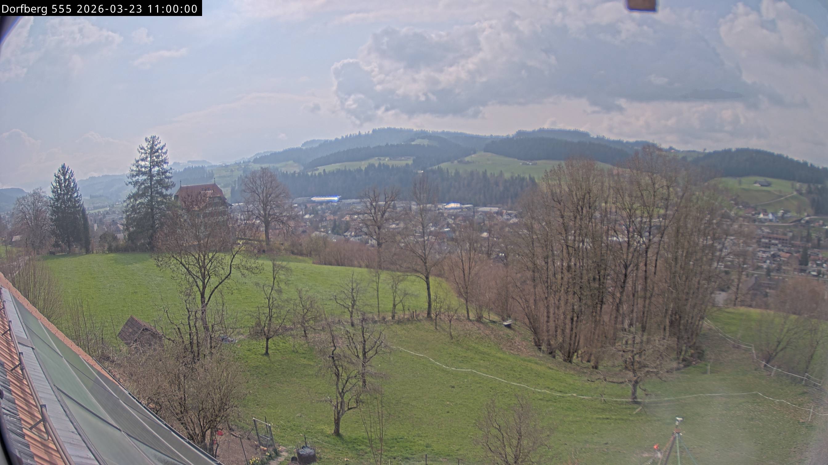 Webcam-Bild: Aussicht vom Dorfberg in Langnau 20260323-110000
