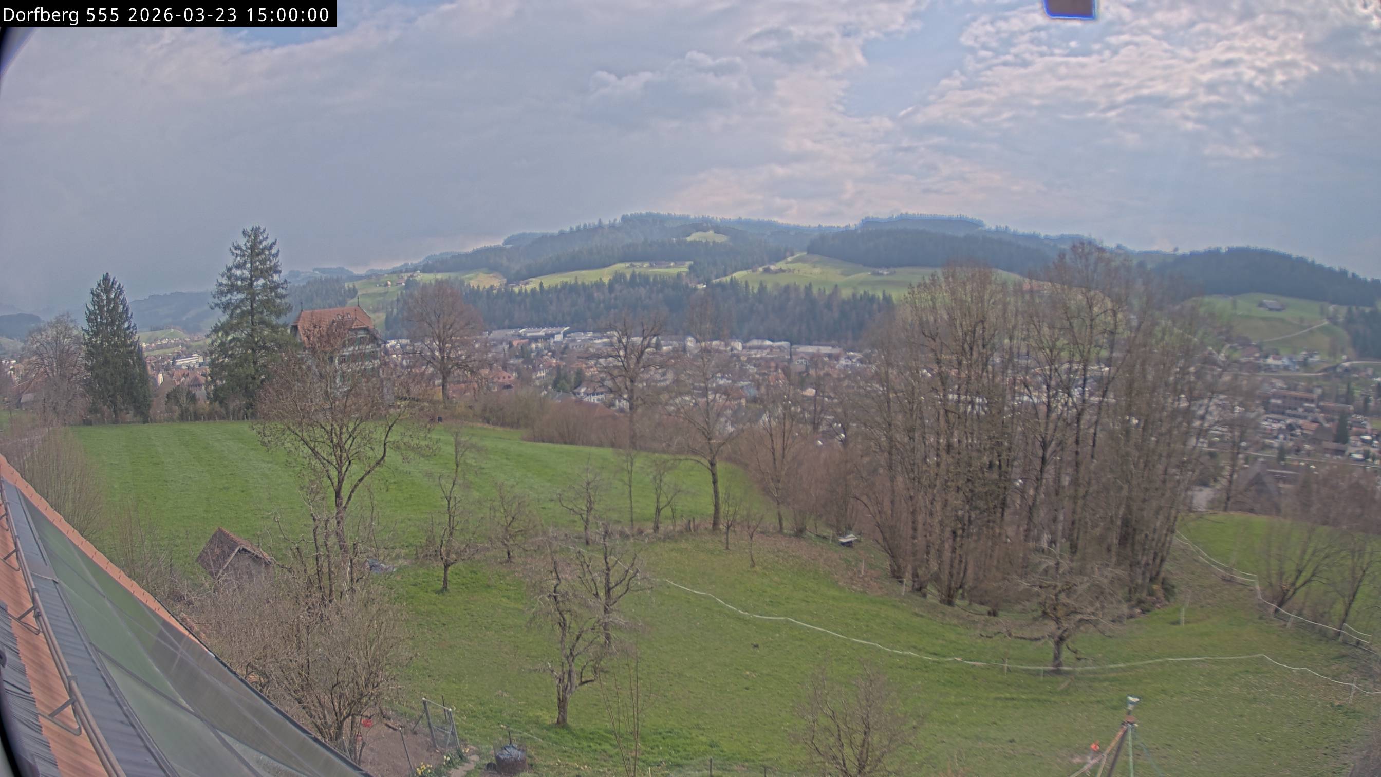 Webcam-Bild: Aussicht vom Dorfberg in Langnau 20260323-150000