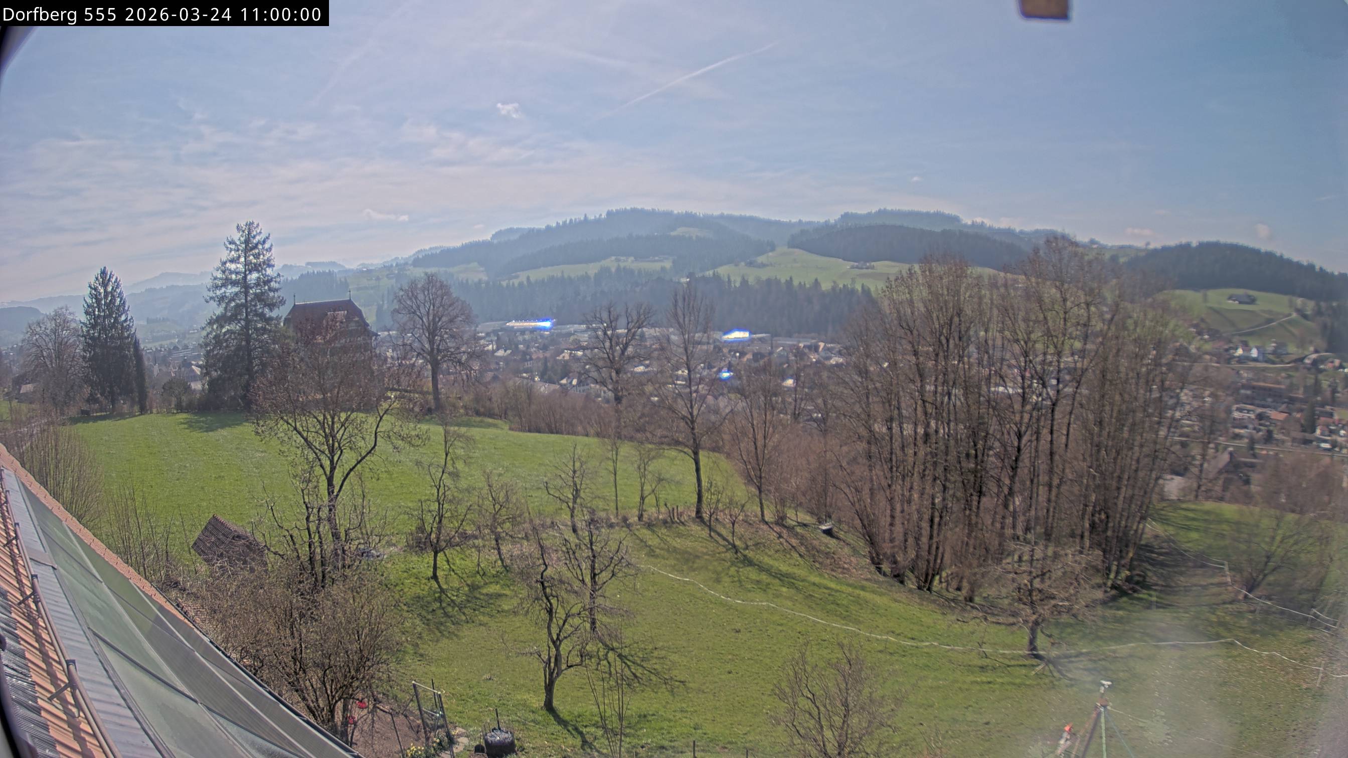 Webcam-Bild: Aussicht vom Dorfberg in Langnau 20260324-110000