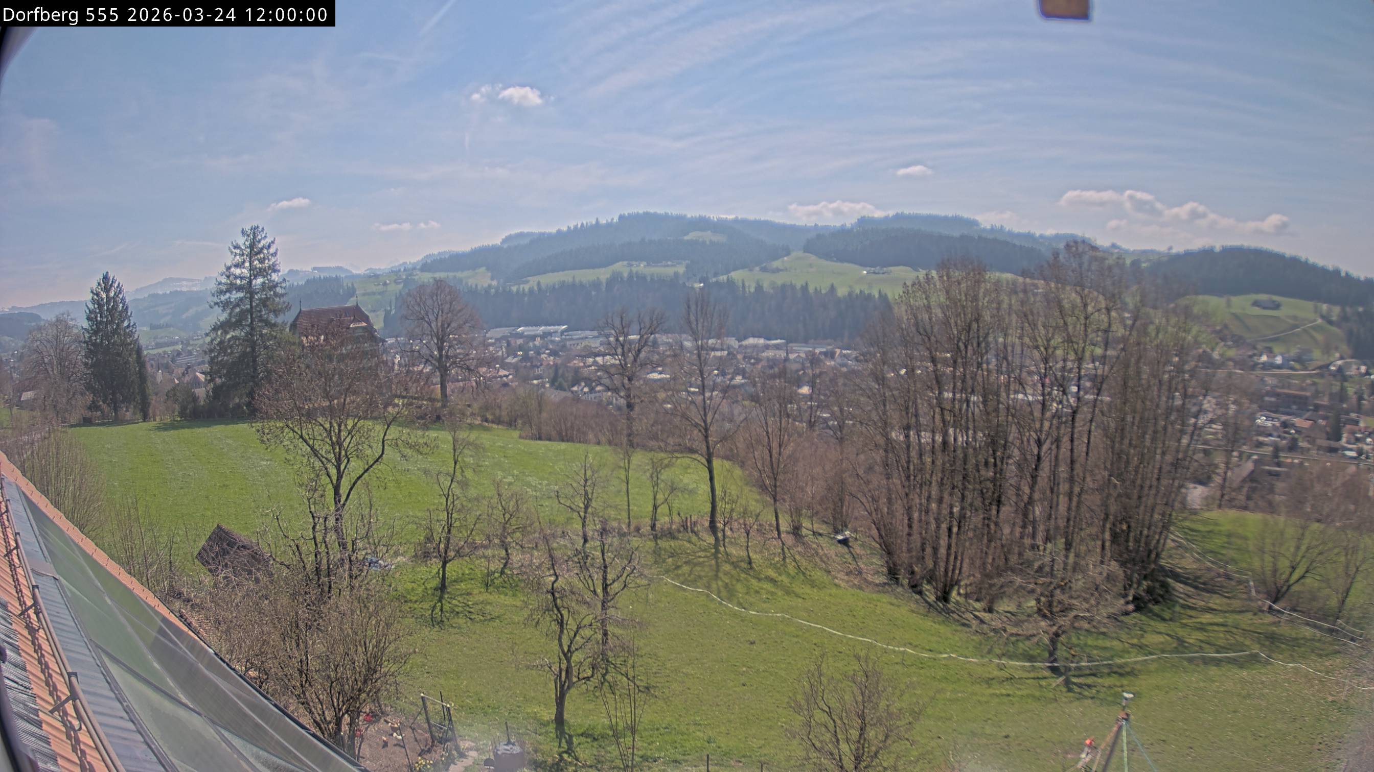 Webcam-Bild: Aussicht vom Dorfberg in Langnau 20260324-120000