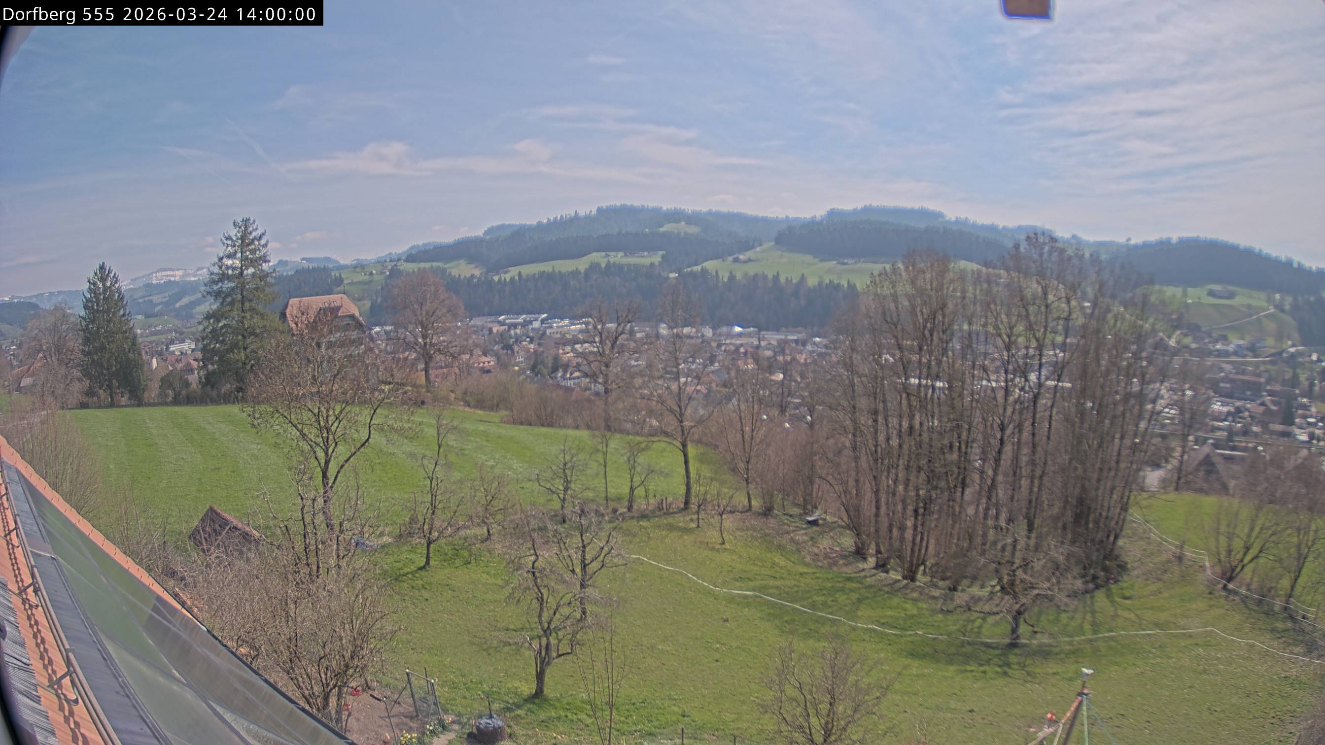 Webcam-Bild: Aussicht vom Dorfberg in Langnau 20260324-140000