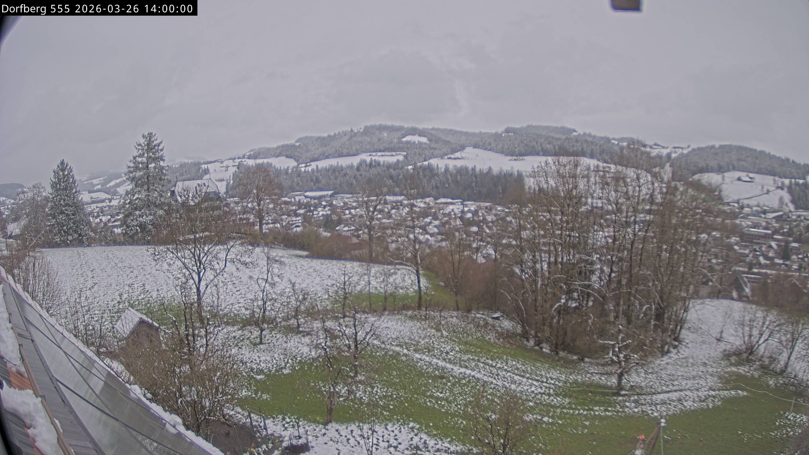 Webcam-Bild: Aussicht vom Dorfberg in Langnau 20260326-140000