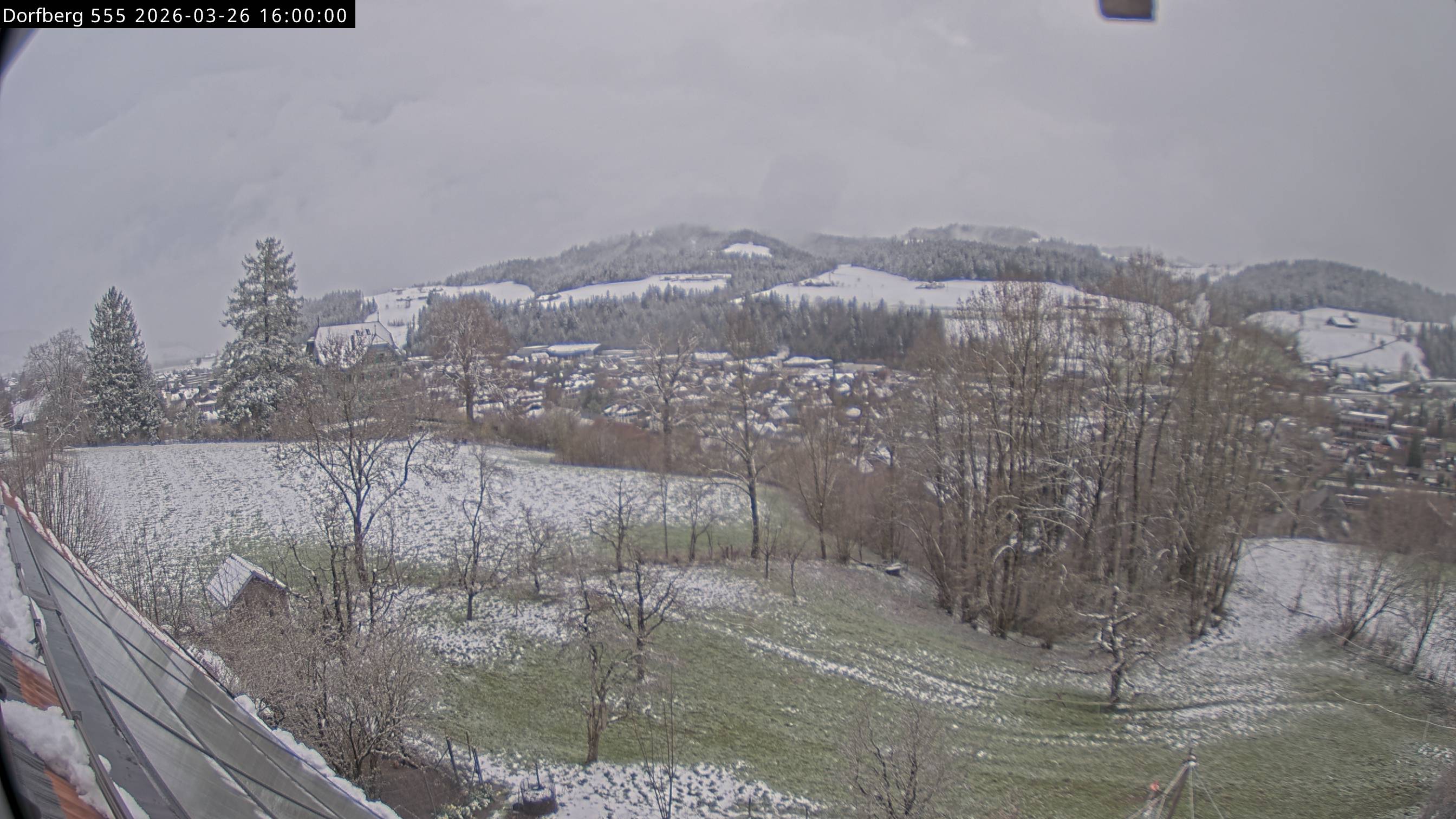 Webcam-Bild: Aussicht vom Dorfberg in Langnau 20260326-160000