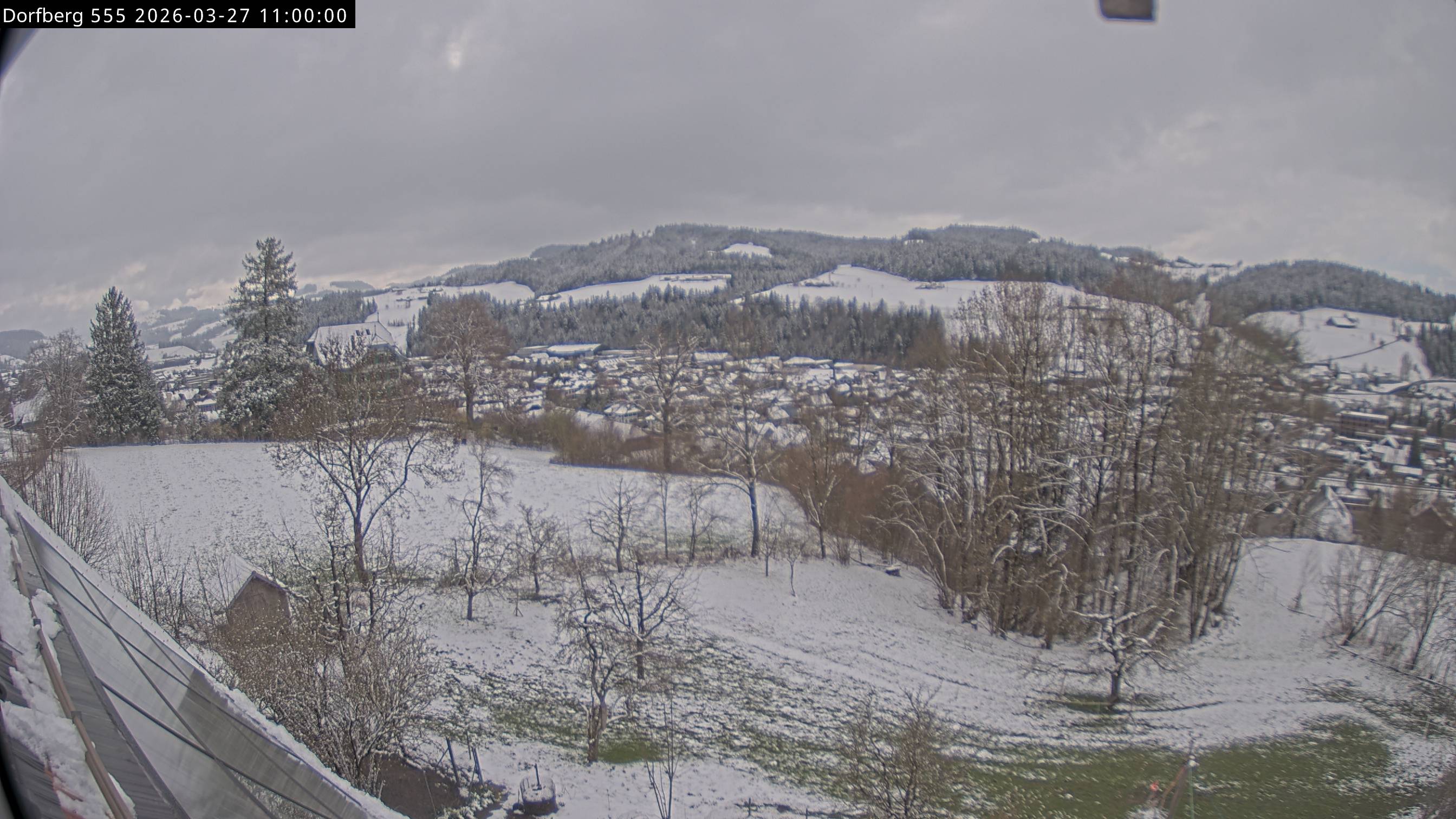 Webcam-Bild: Aussicht vom Dorfberg in Langnau 20260327-110000