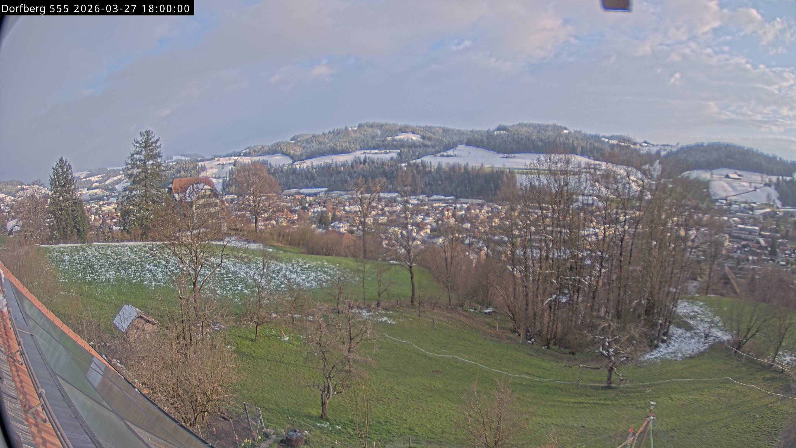 Webcam-Bild: Aussicht vom Dorfberg in Langnau 20260327-180000