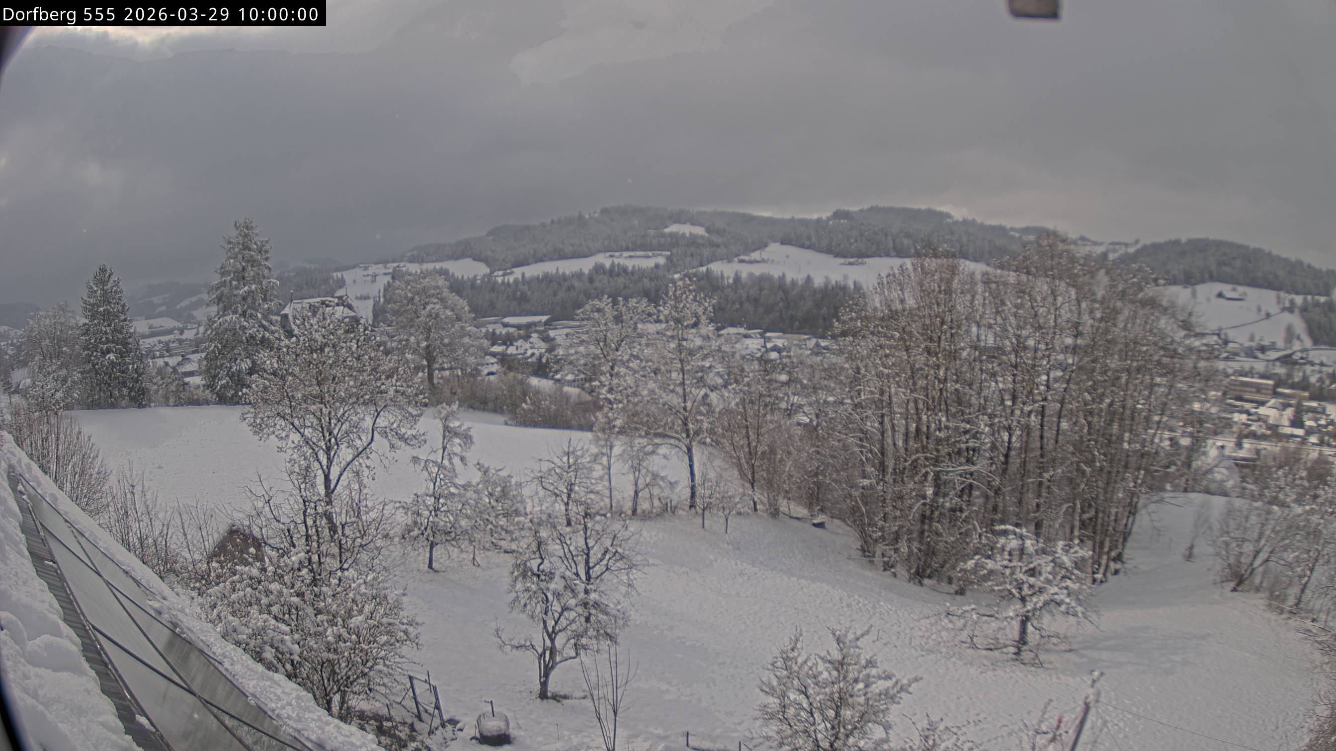 Webcam-Bild: Aussicht vom Dorfberg in Langnau 20260329-100000