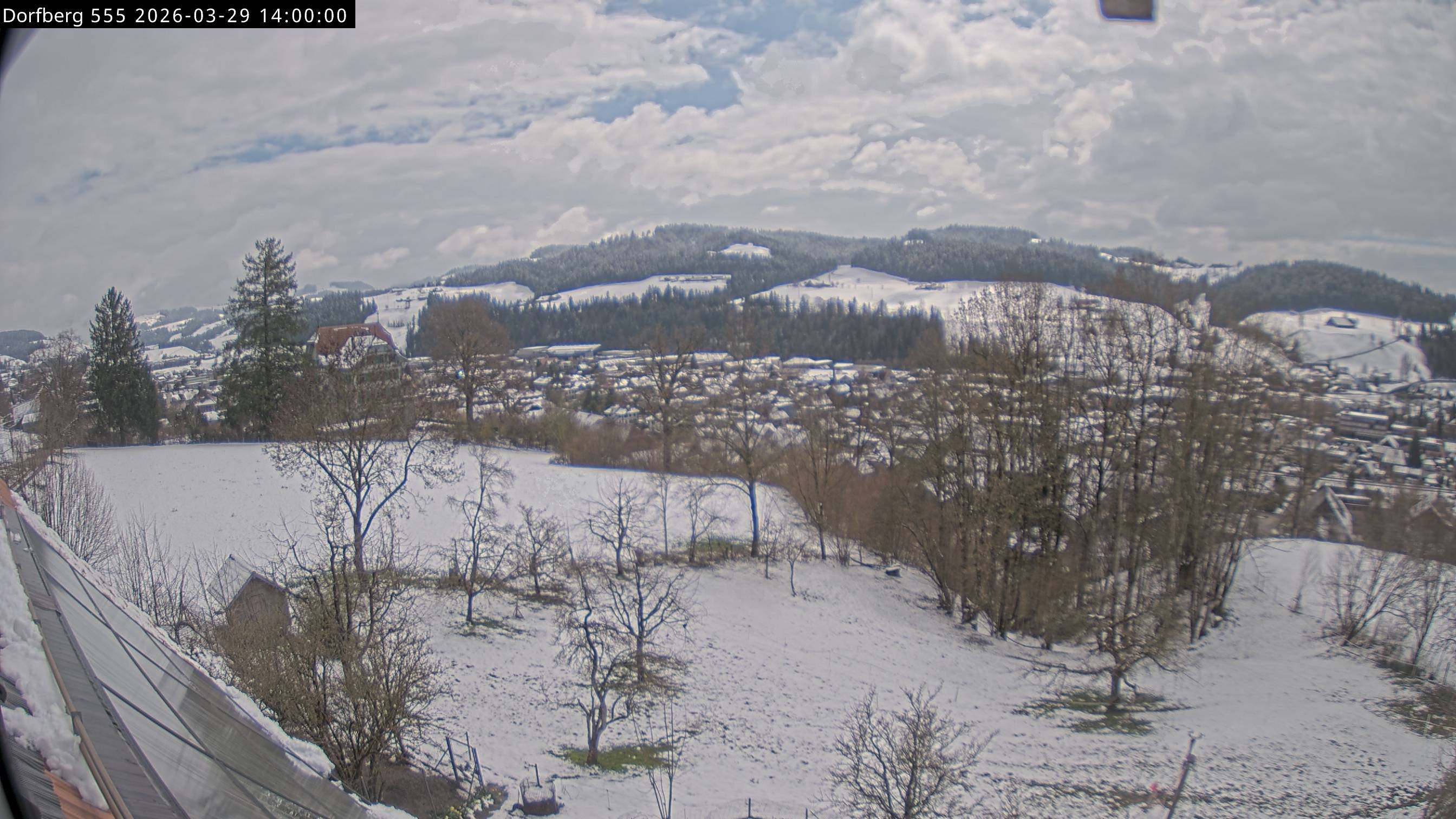Webcam-Bild: Aussicht vom Dorfberg in Langnau 20260329-140000