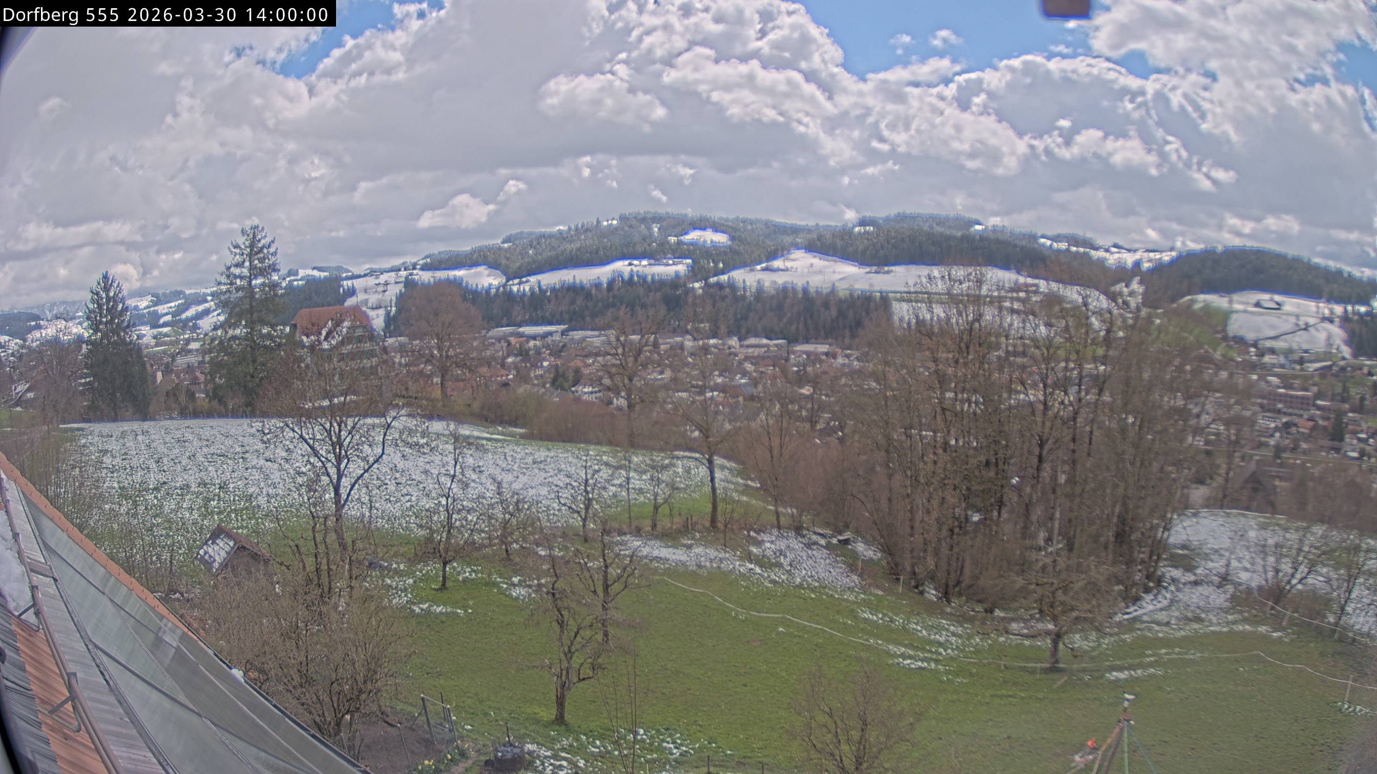 Webcam-Bild: Aussicht vom Dorfberg in Langnau 20260330-140000