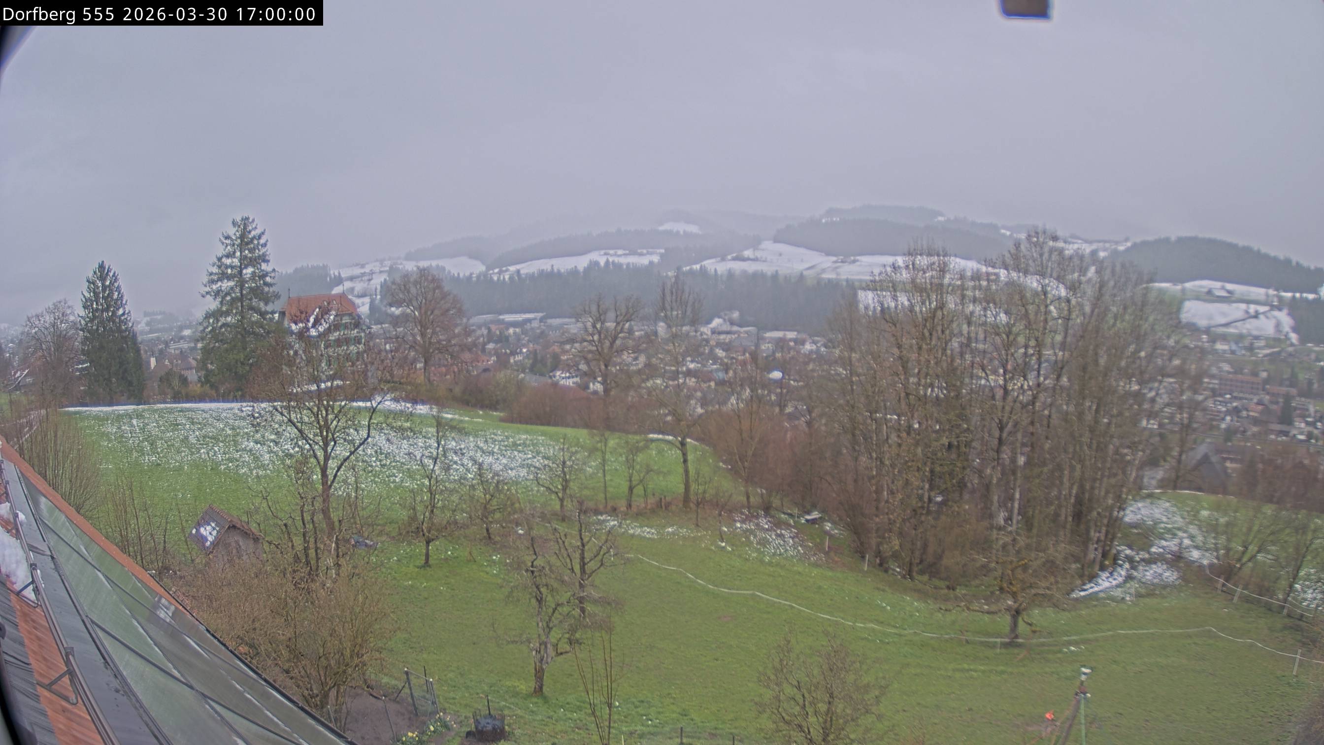 Webcam-Bild: Aussicht vom Dorfberg in Langnau 20260330-170000