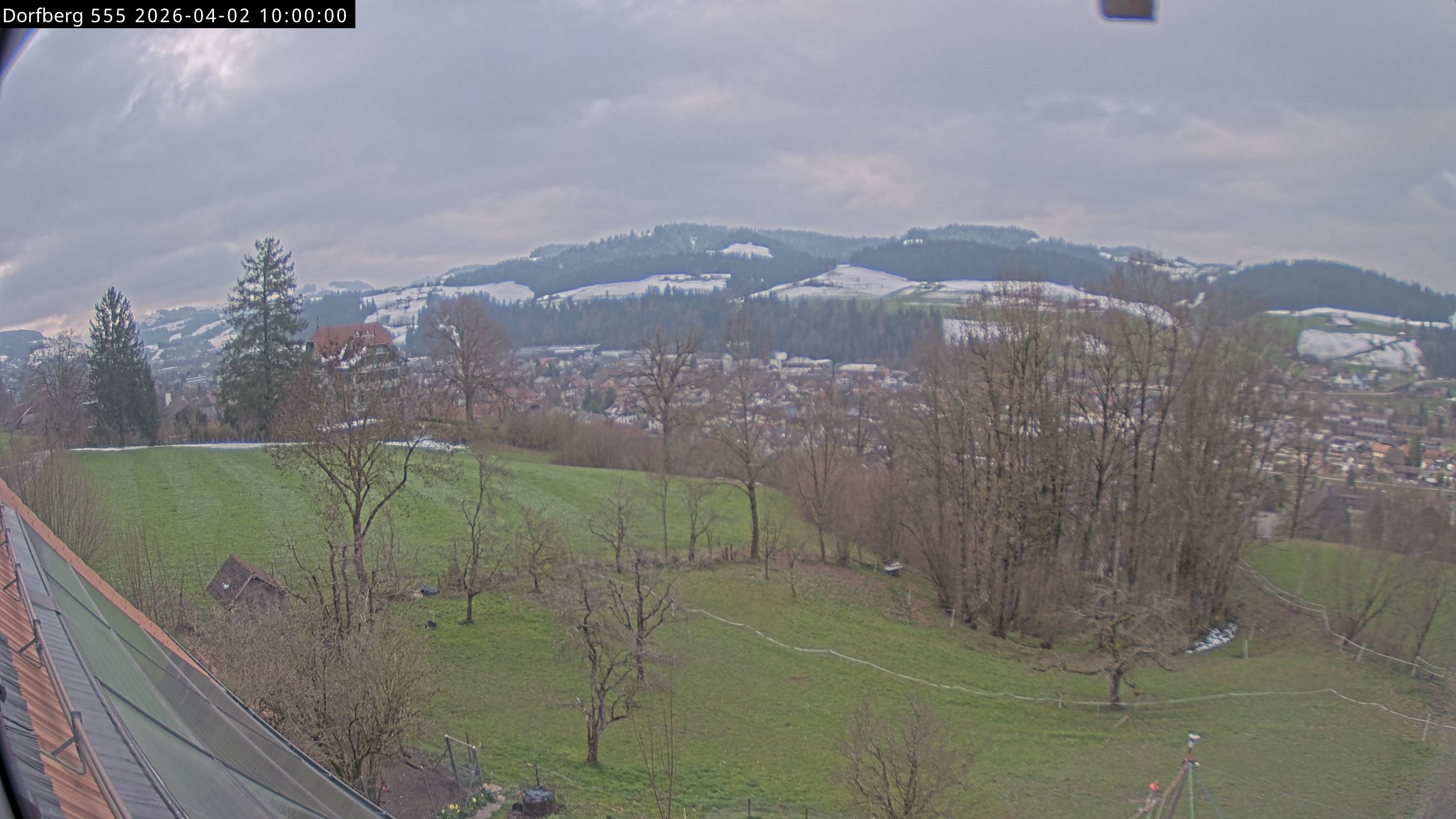 Webcam-Bild: Aussicht vom Dorfberg in Langnau 20260402-100000