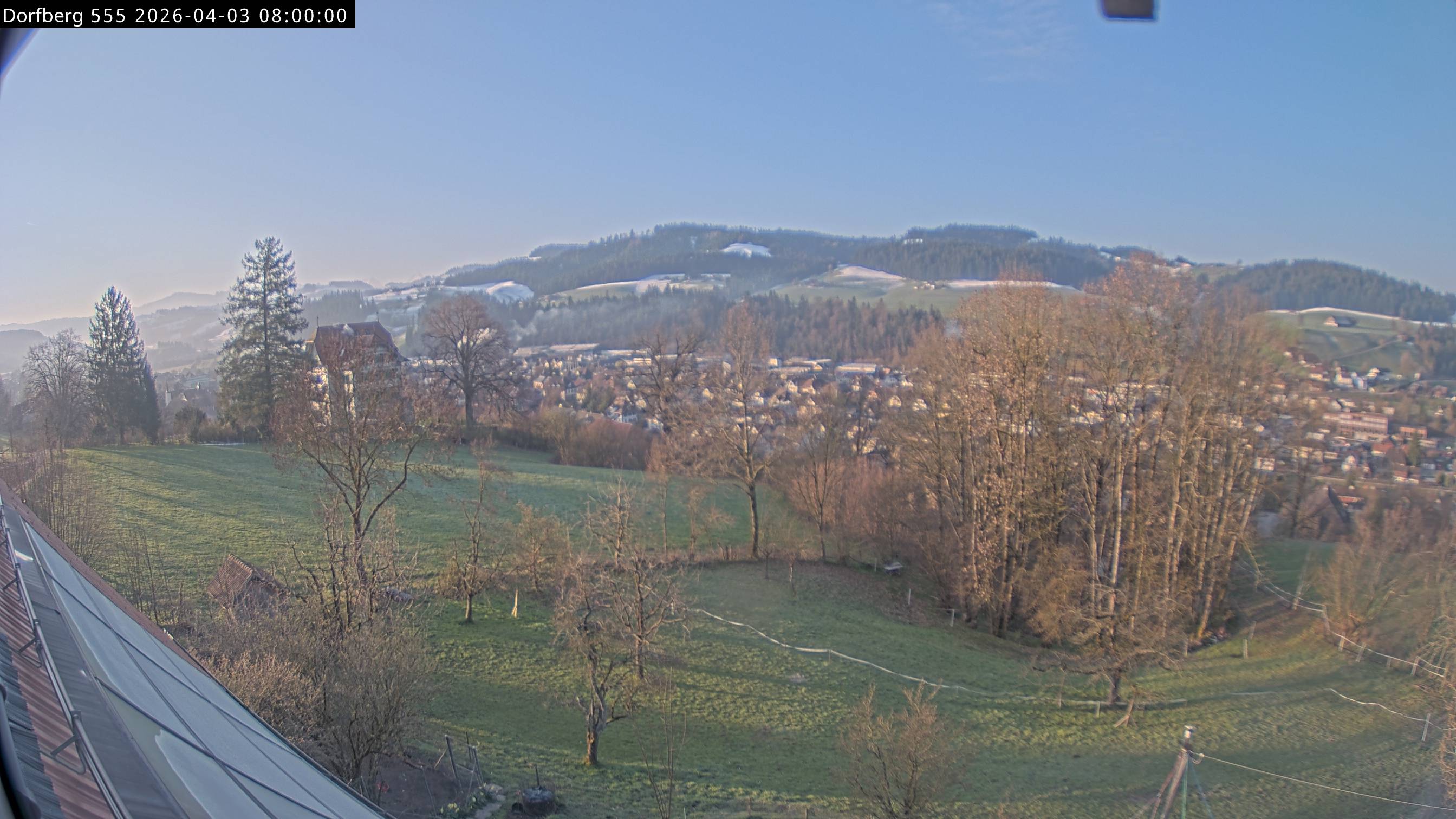 Webcam-Bild: Aussicht vom Dorfberg in Langnau 20260403-080000