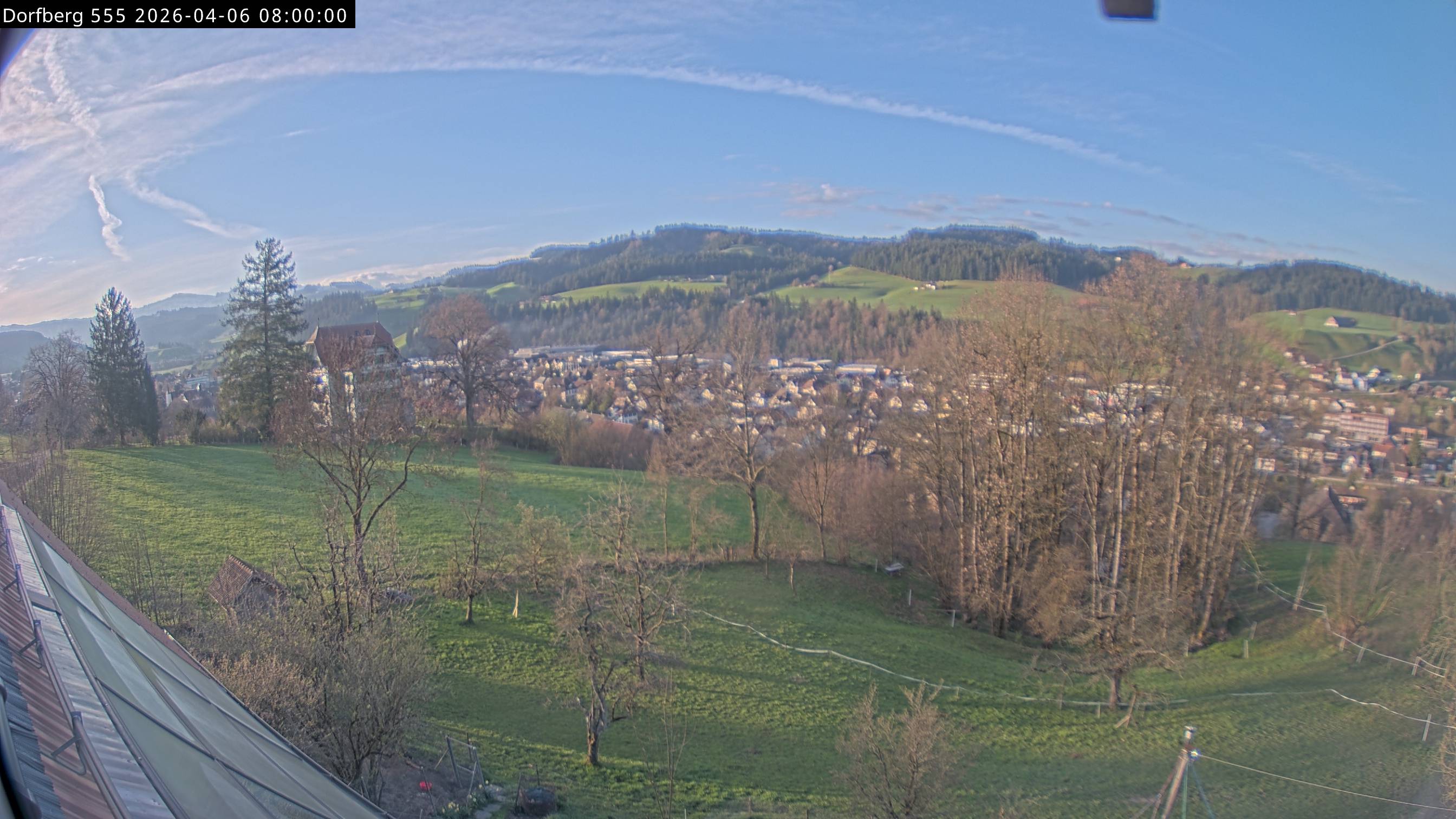 Webcam-Bild: Aussicht vom Dorfberg in Langnau 20260406-080000
