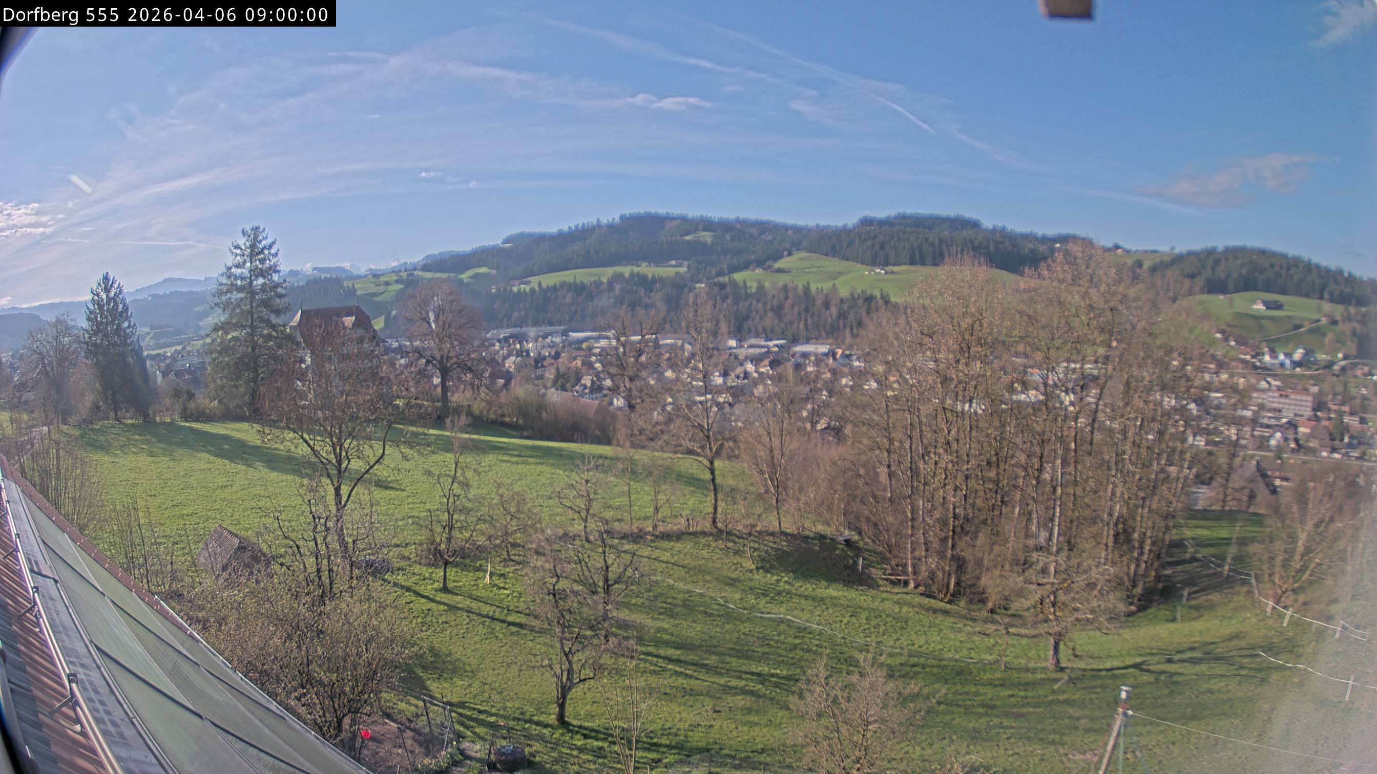 Webcam-Bild: Aussicht vom Dorfberg in Langnau 20260406-090000