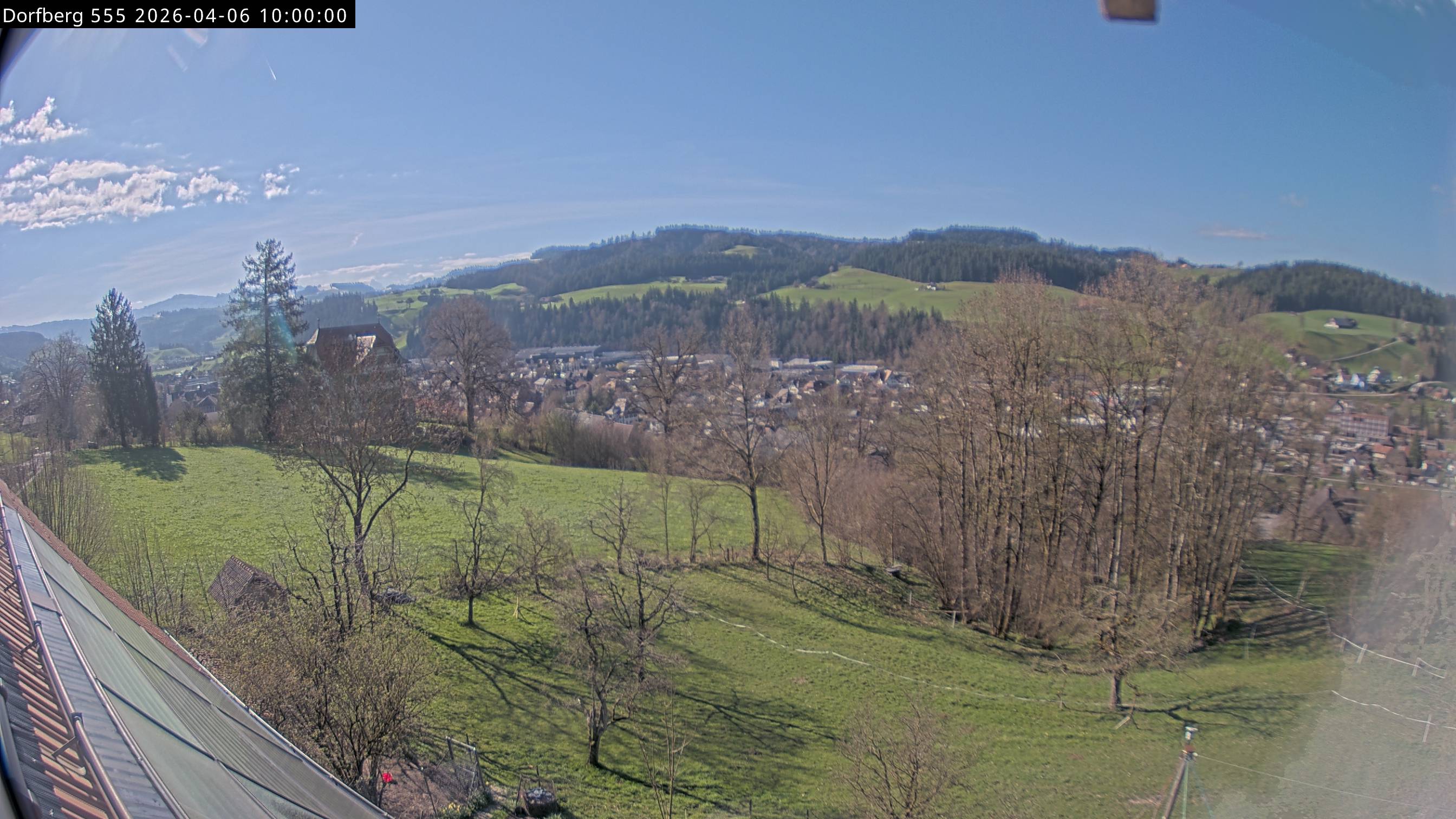 Webcam-Bild: Aussicht vom Dorfberg in Langnau 20260406-100000