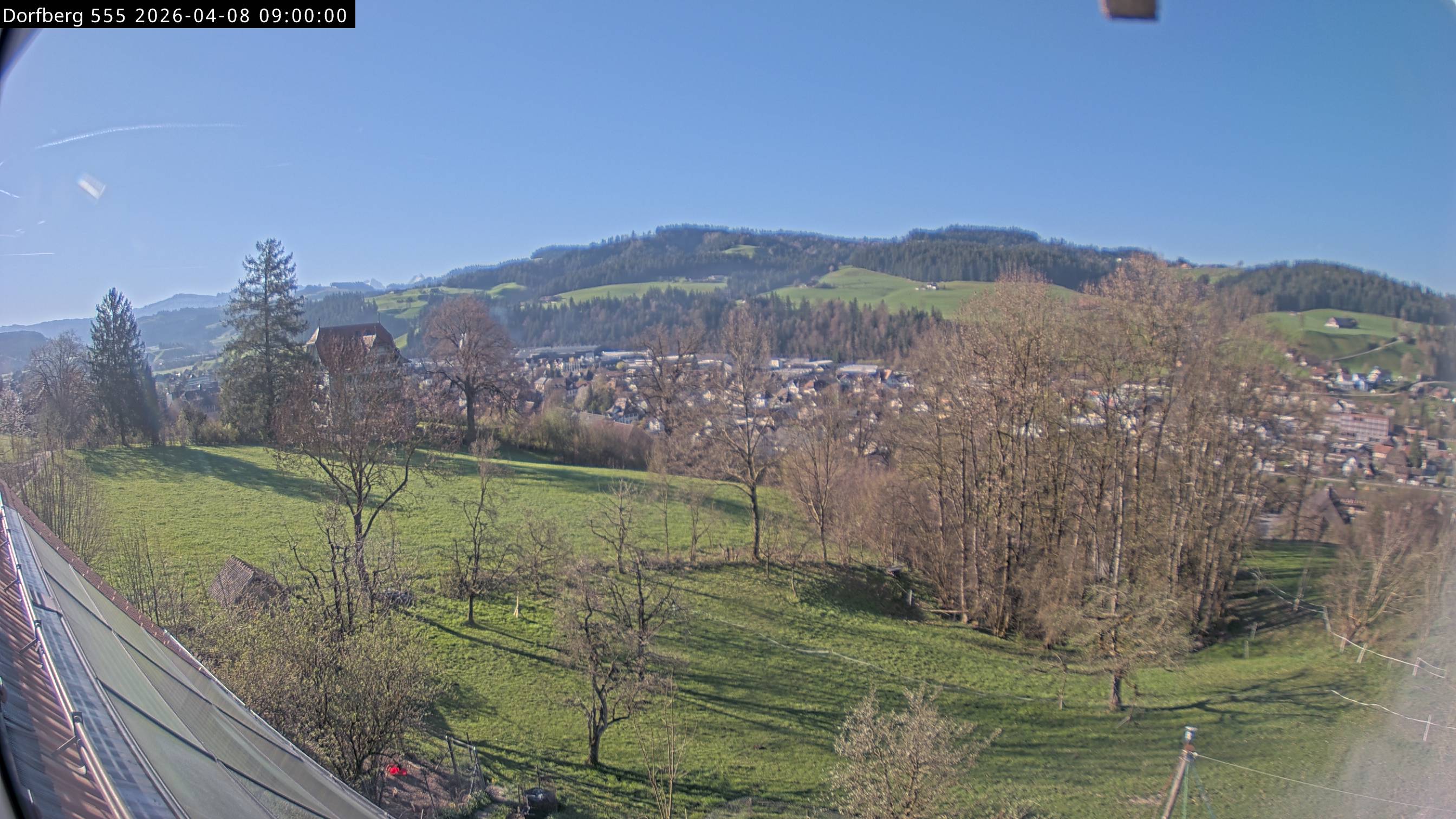 Webcam-Bild: Aussicht vom Dorfberg in Langnau 20260408-090000