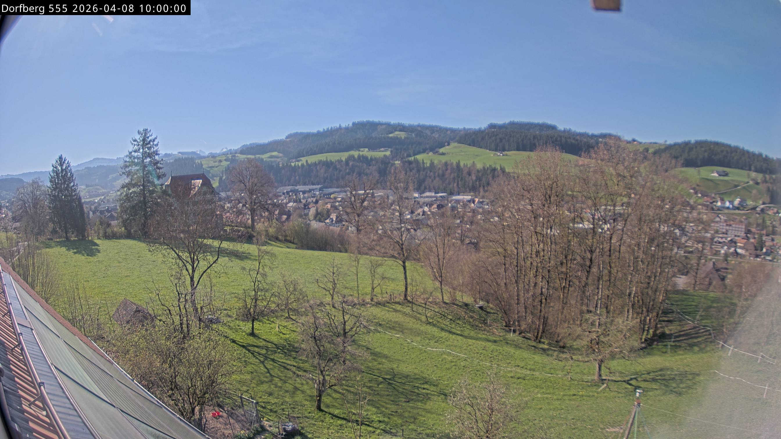 Webcam-Bild: Aussicht vom Dorfberg in Langnau 20260408-100000