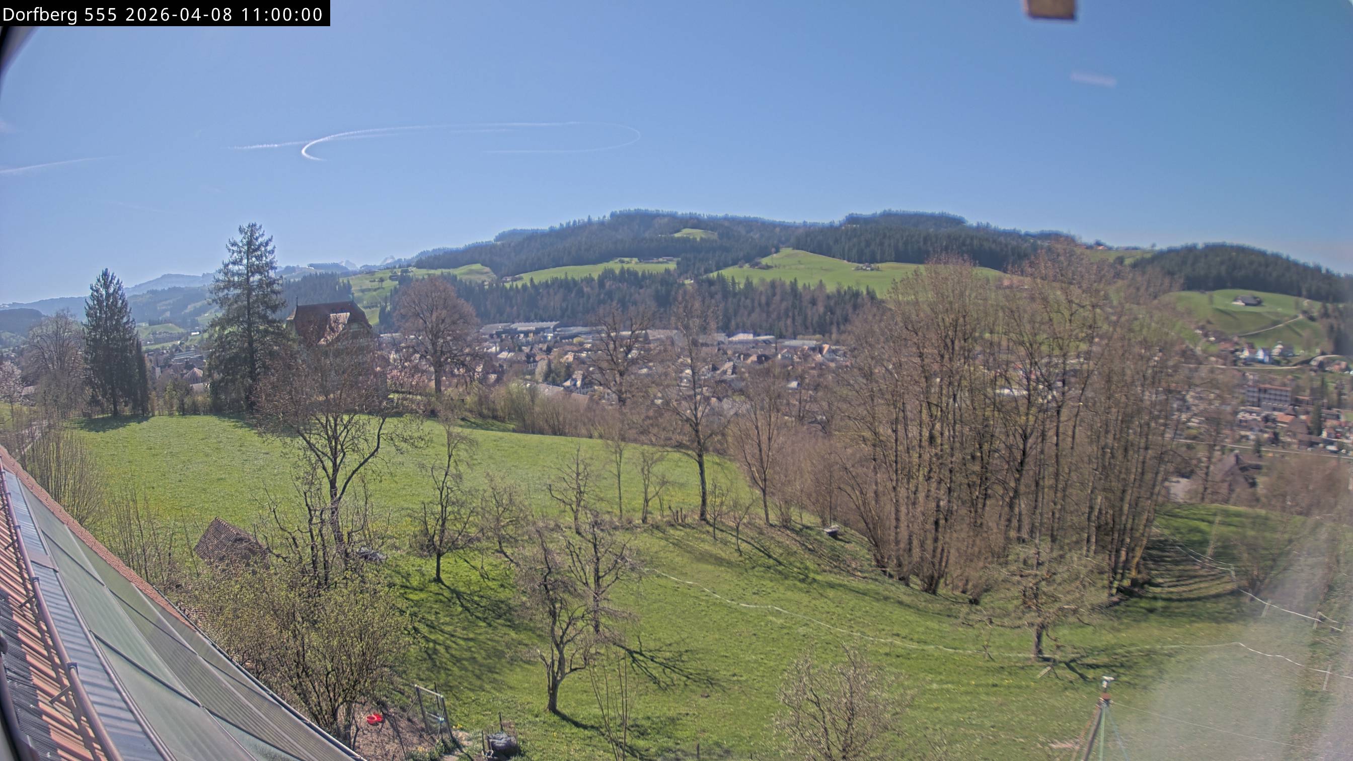 Webcam-Bild: Aussicht vom Dorfberg in Langnau 20260408-110000