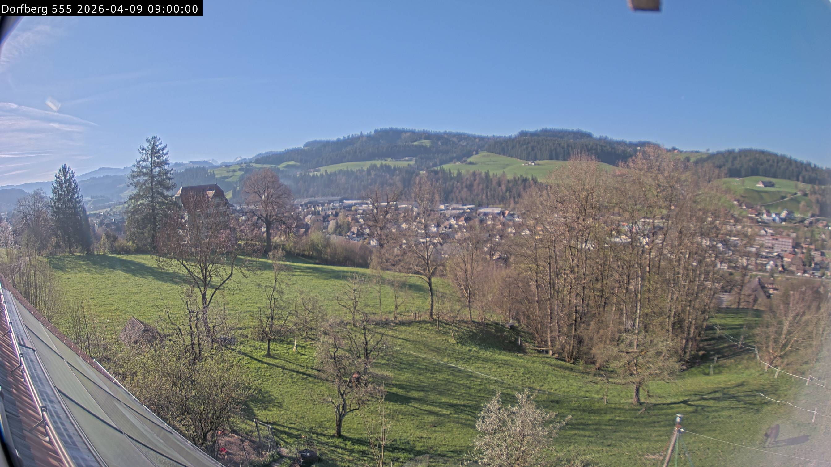 Webcam-Bild: Aussicht vom Dorfberg in Langnau 20260409-090000
