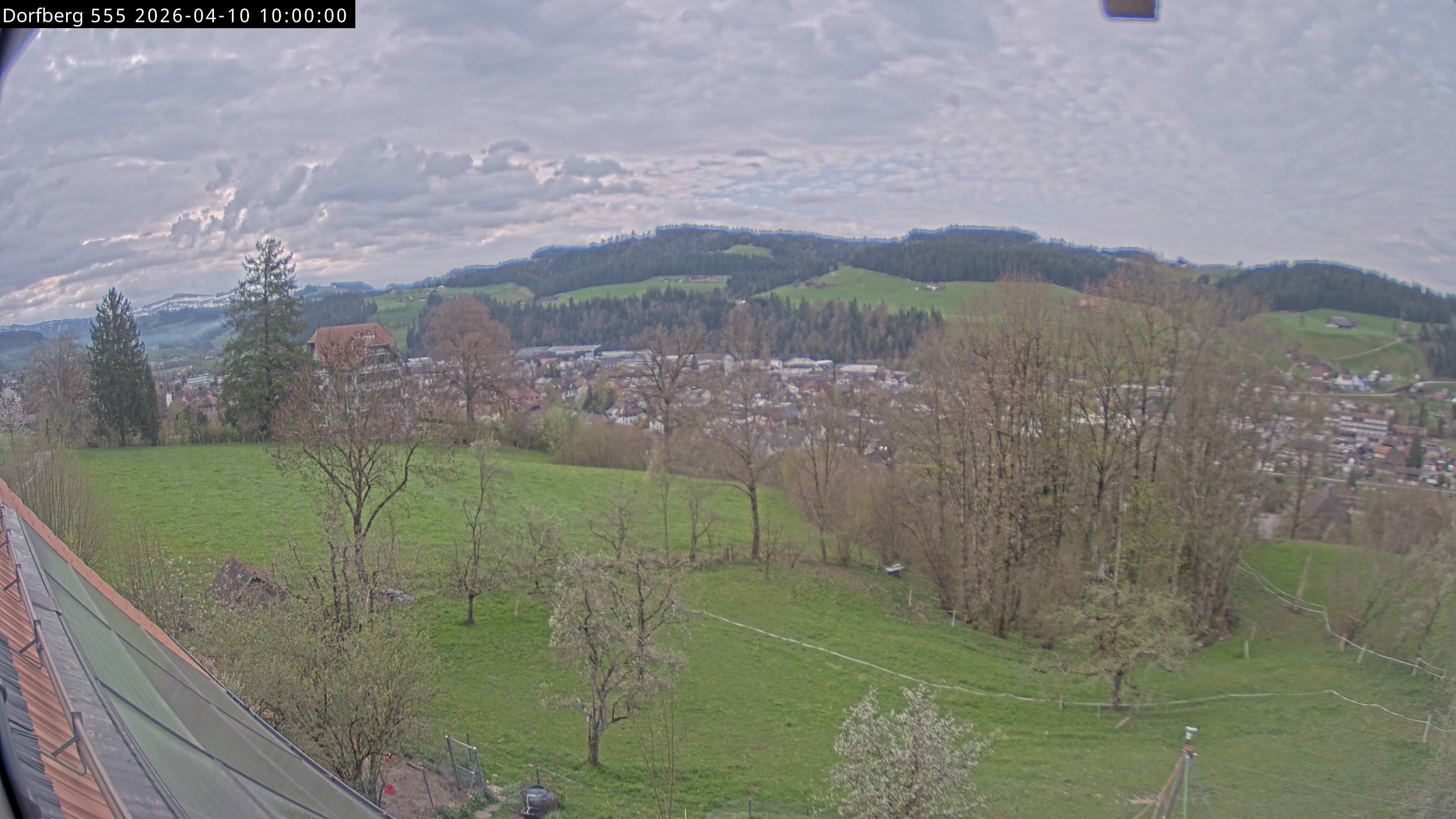 Webcam-Bild: Aussicht vom Dorfberg in Langnau 20260410-100000