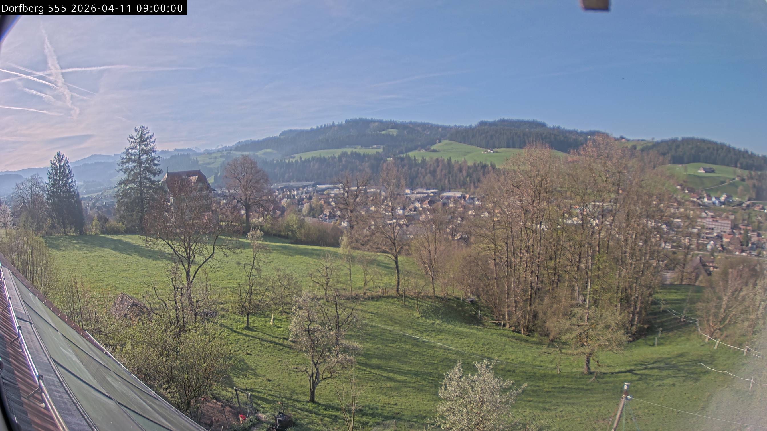 Webcam-Bild: Aussicht vom Dorfberg in Langnau 20260411-090000