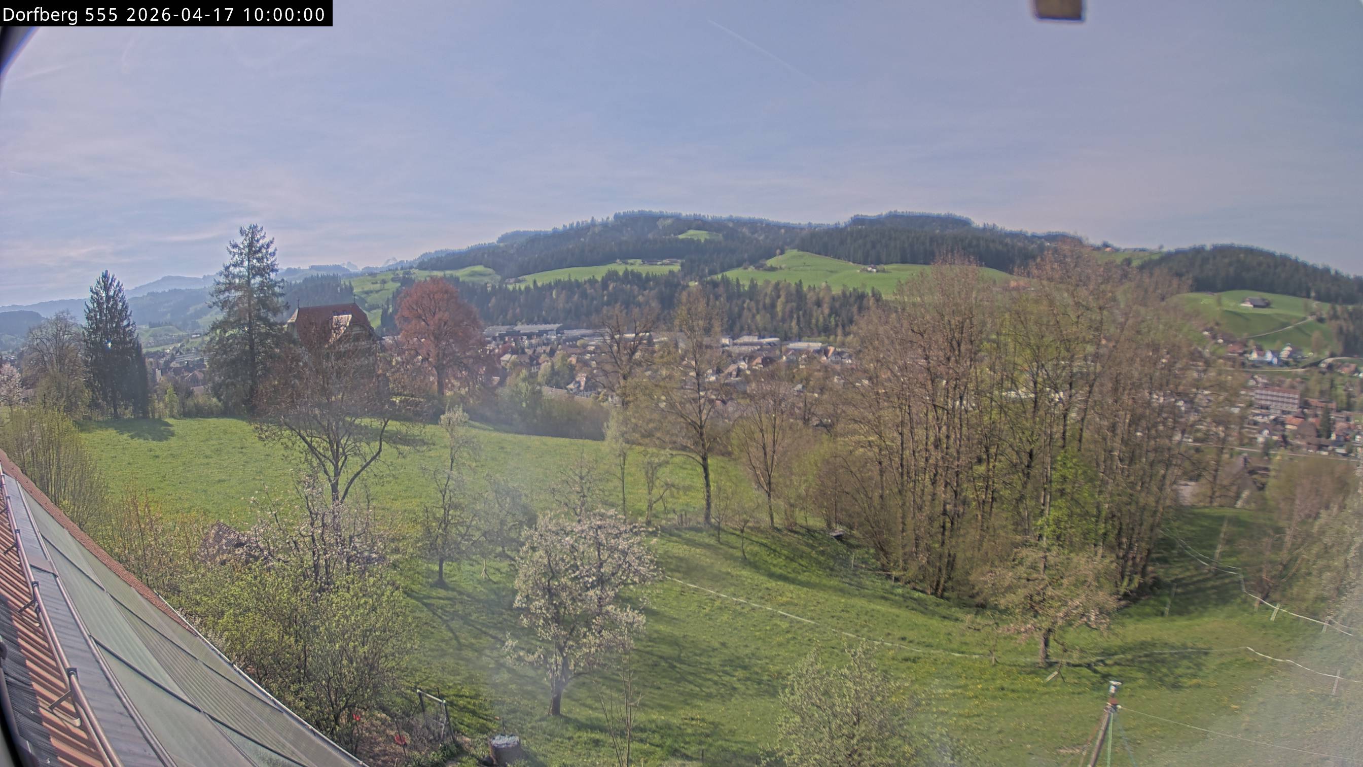 Webcam-Bild: Aussicht vom Dorfberg in Langnau 20260417-100000