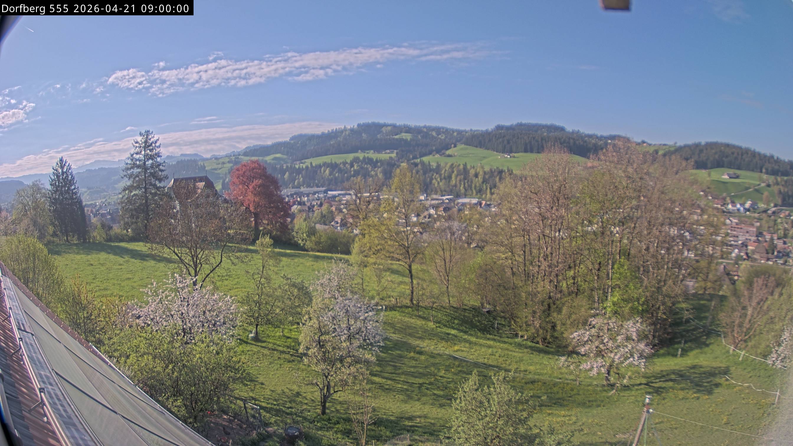 Webcam-Bild: Aussicht vom Dorfberg in Langnau 20260421-090000