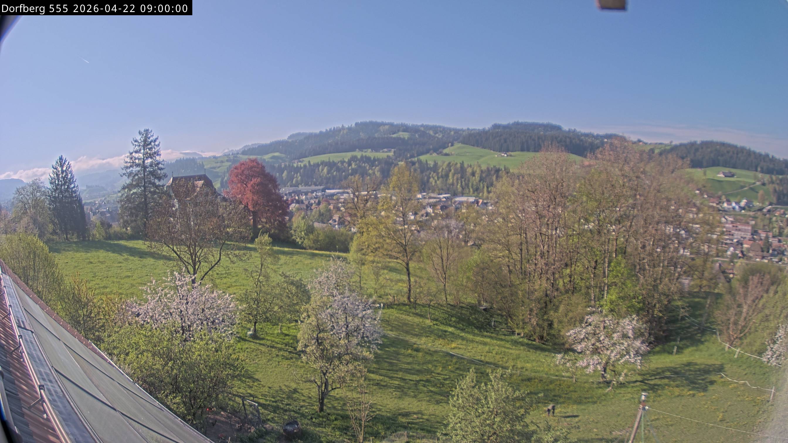 Webcam-Bild: Aussicht vom Dorfberg in Langnau 20260422-090000