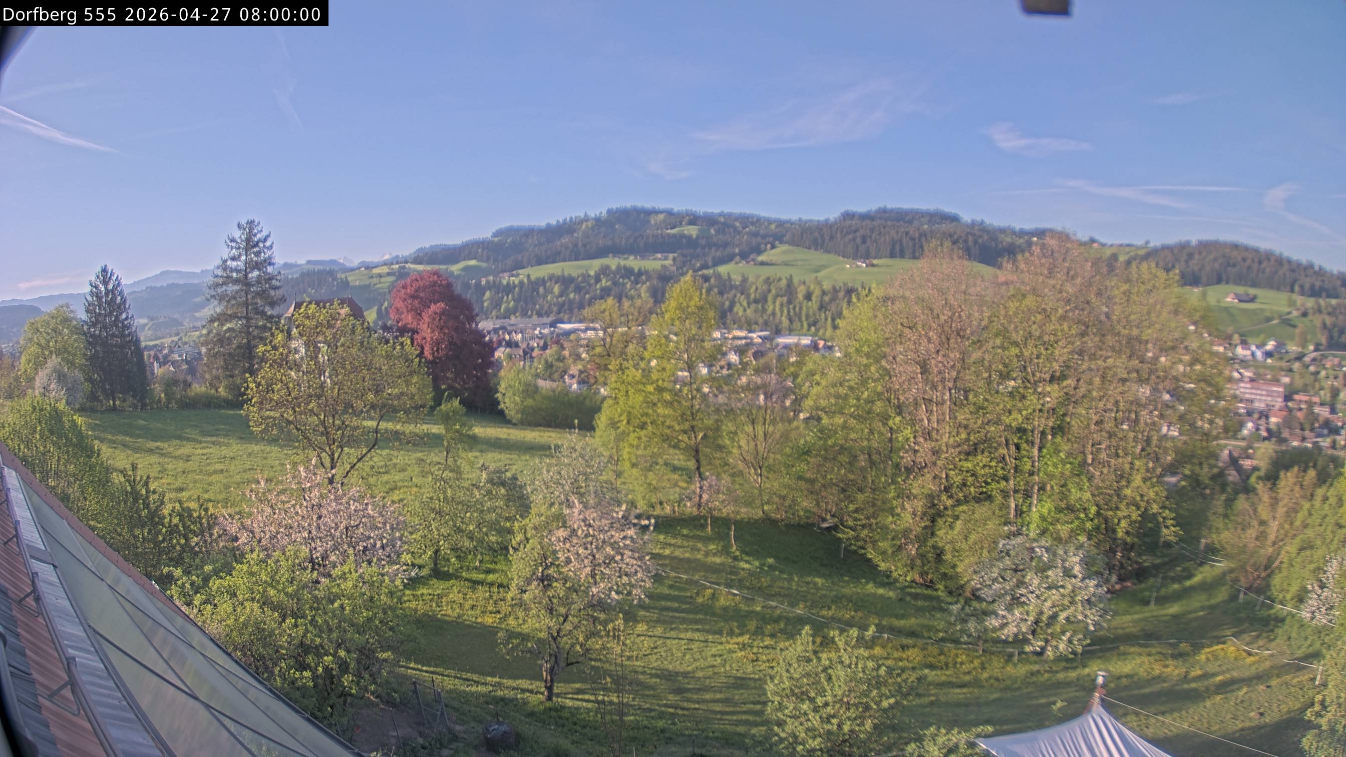 Webcam-Bild: Aussicht vom Dorfberg in Langnau 20260427-080000