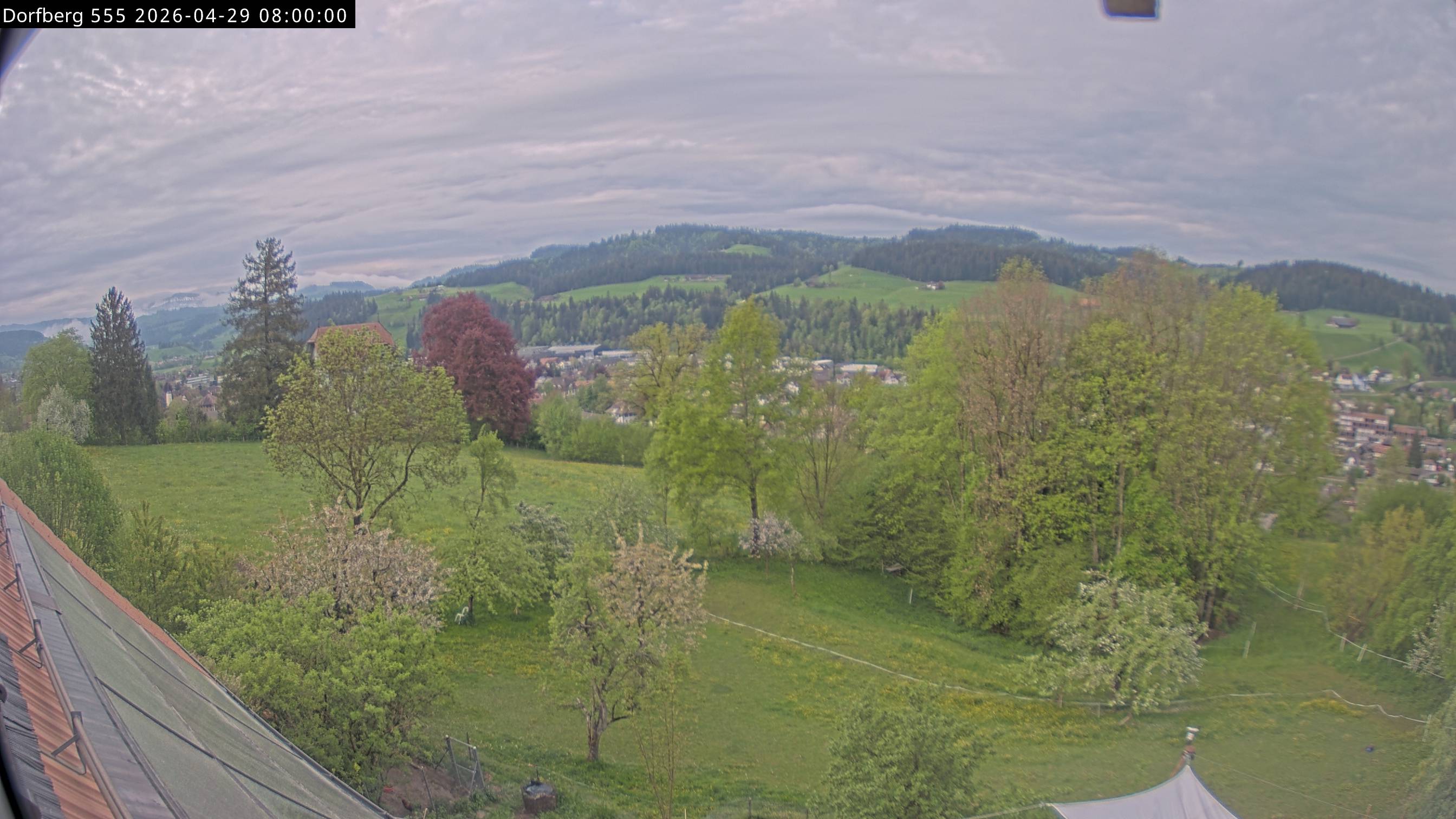 Webcam-Bild: Aussicht vom Dorfberg in Langnau 20260429-080000