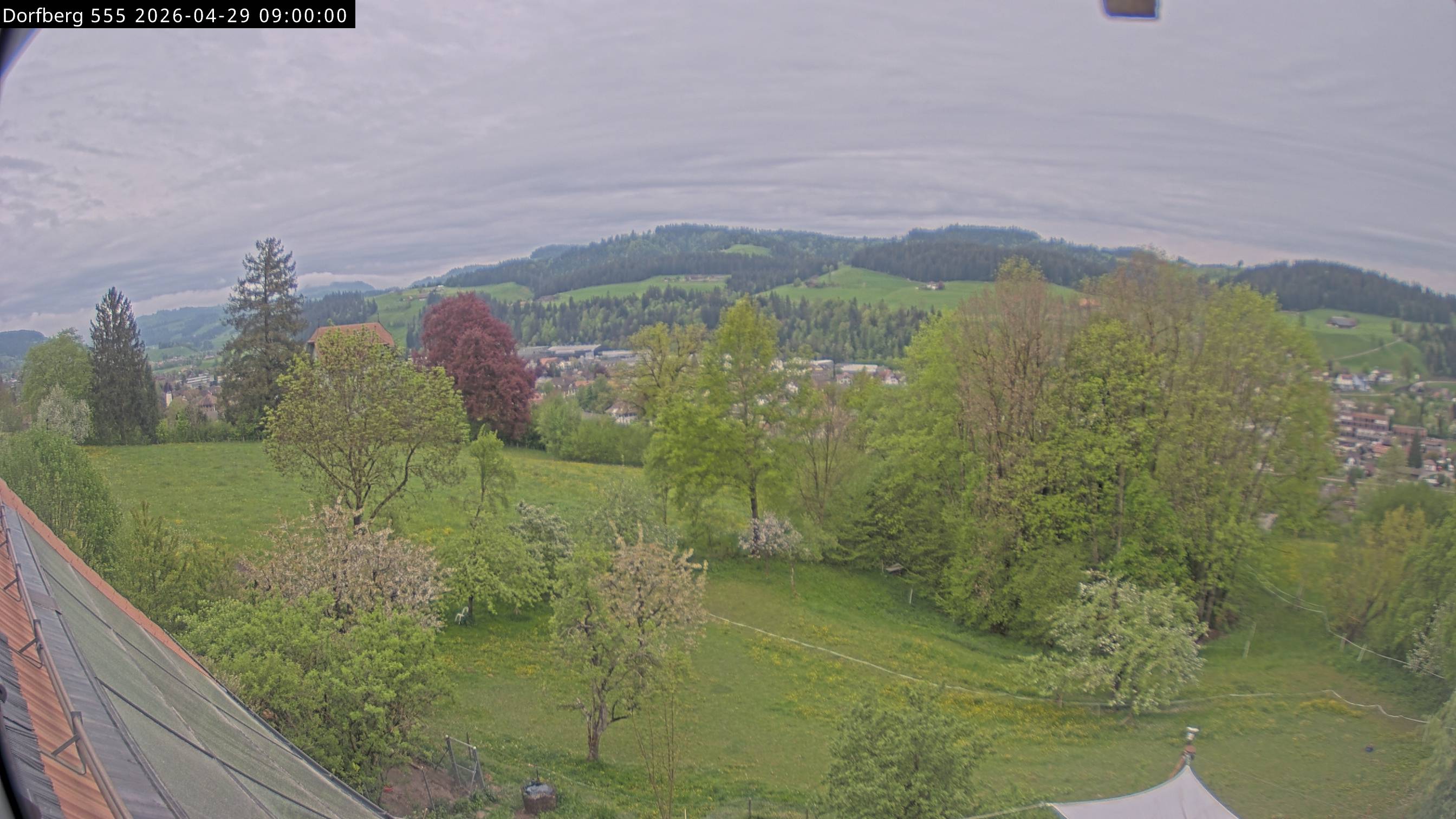 Webcam-Bild: Aussicht vom Dorfberg in Langnau 20260429-090000