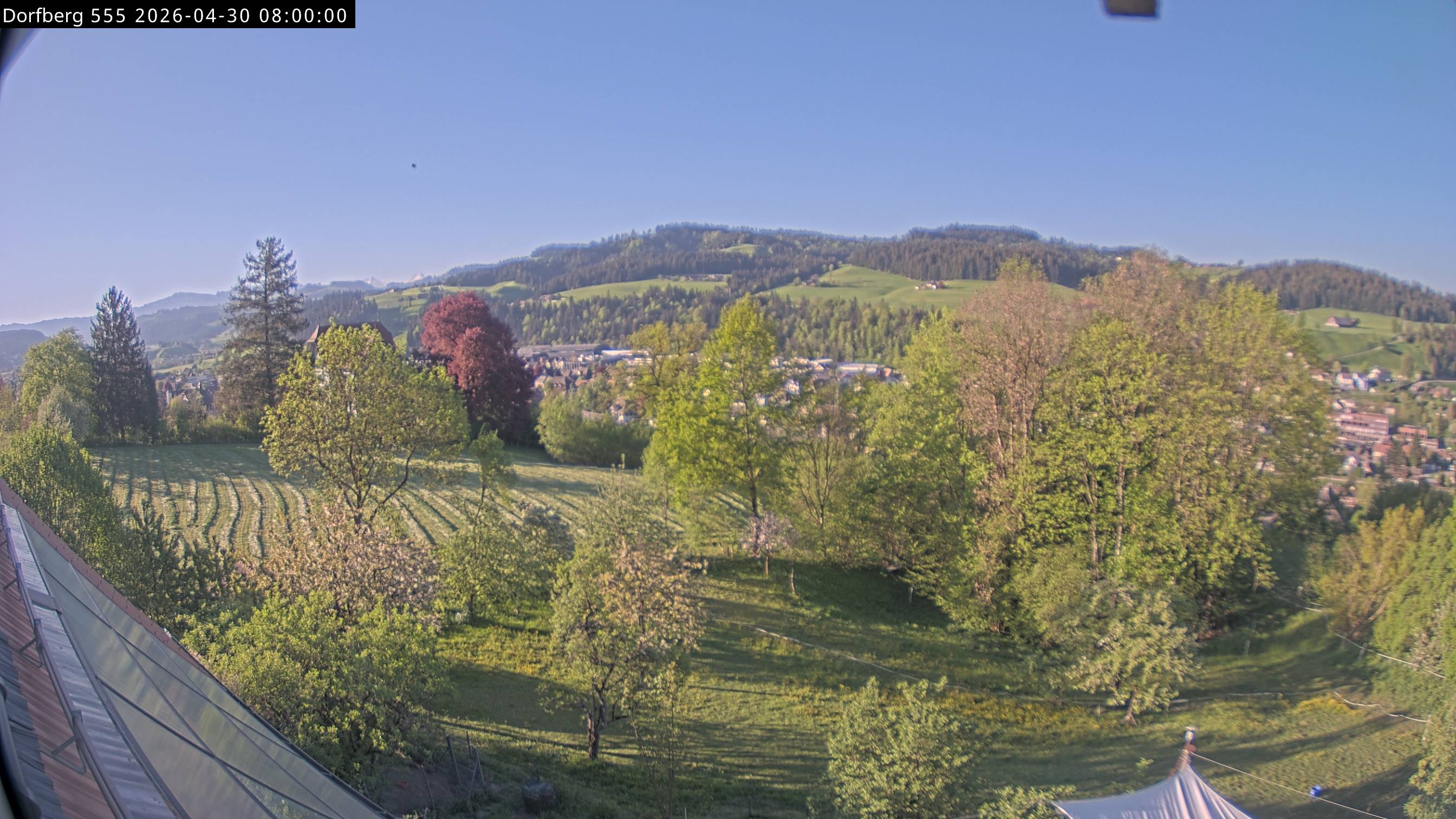 Webcam-Bild: Aussicht vom Dorfberg in Langnau 20260430-080000