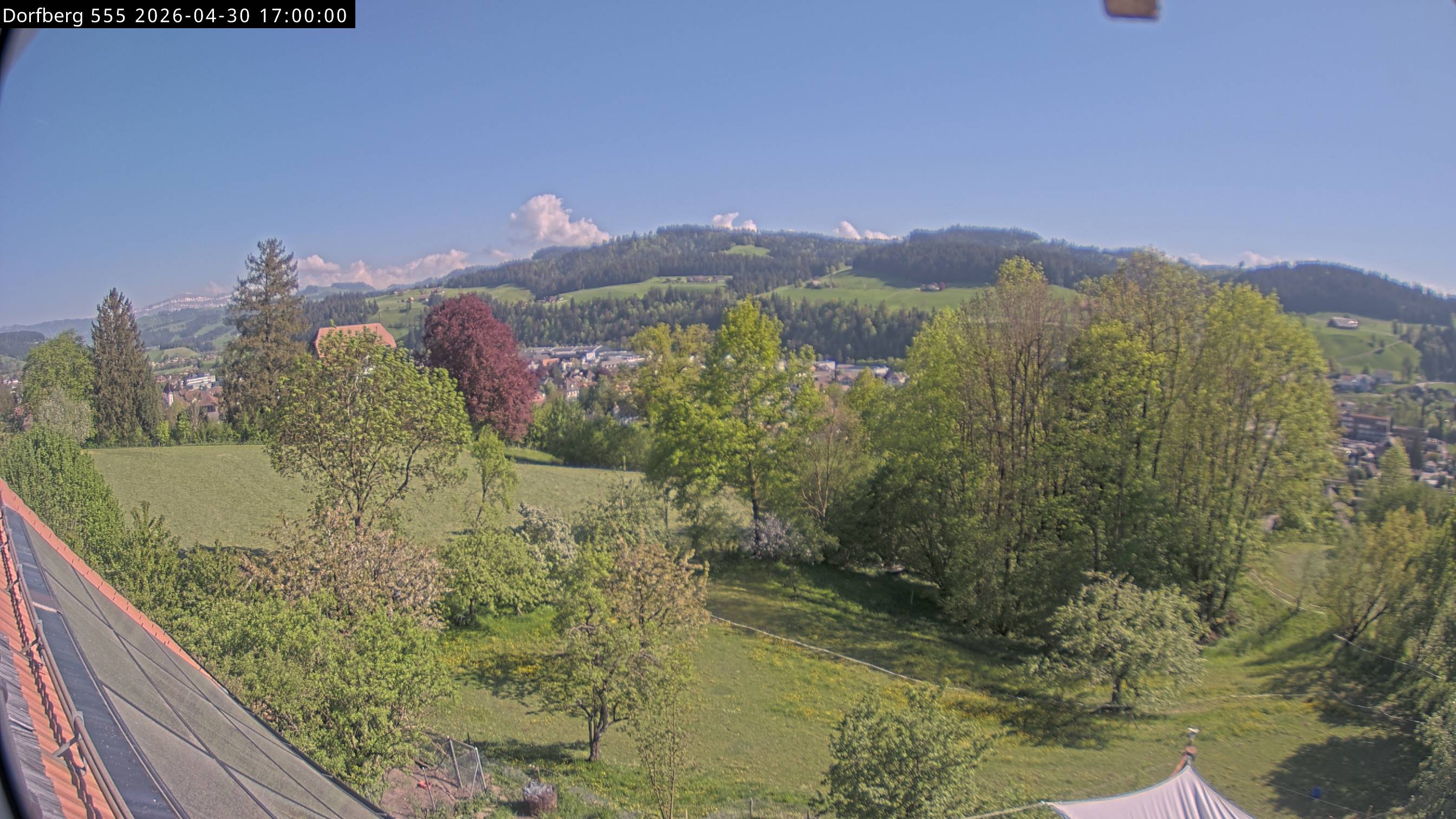 Webcam-Bild: Aussicht vom Dorfberg in Langnau 20260430-170000