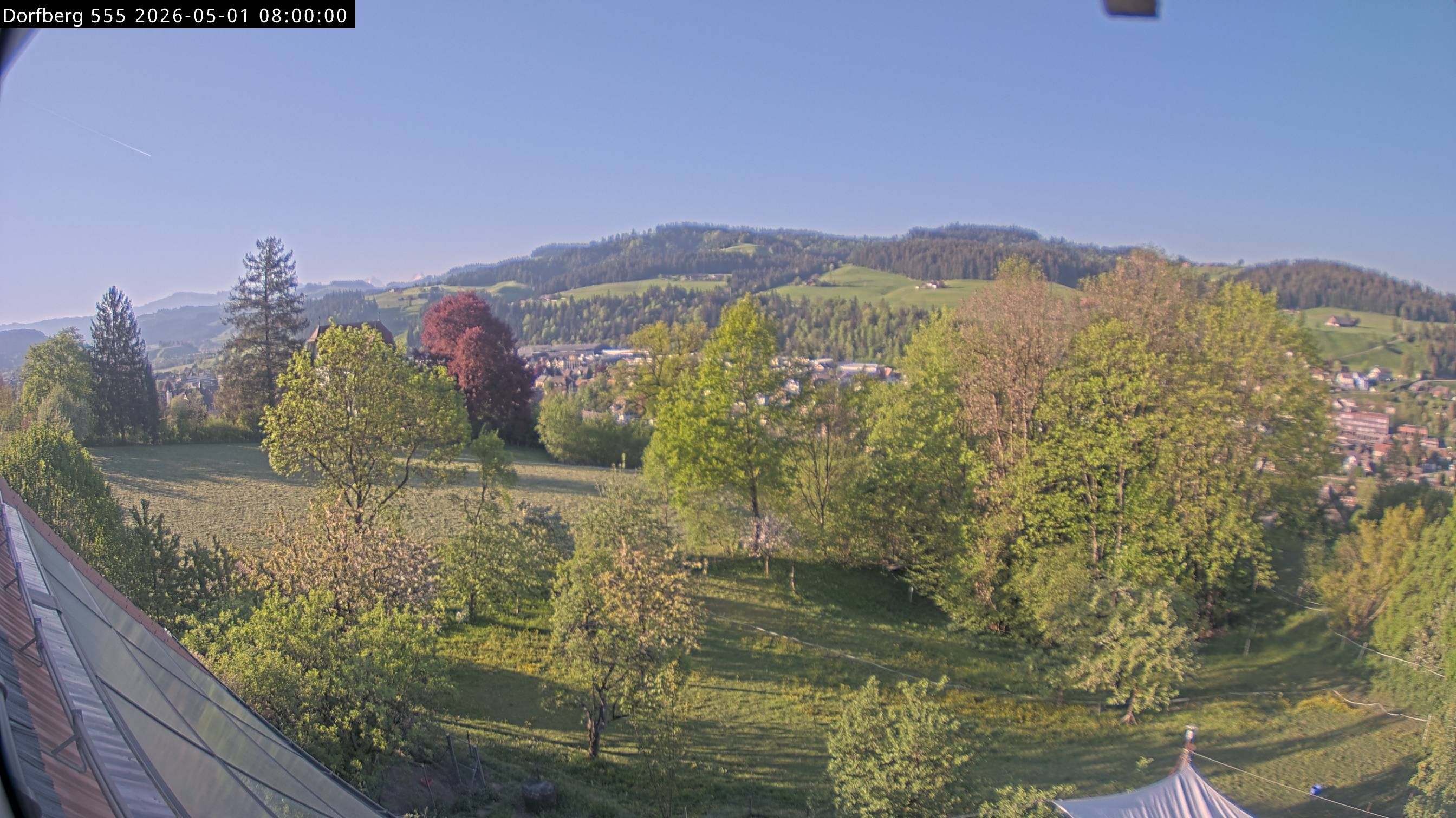 Webcam-Bild: Aussicht vom Dorfberg in Langnau 20260501-080000