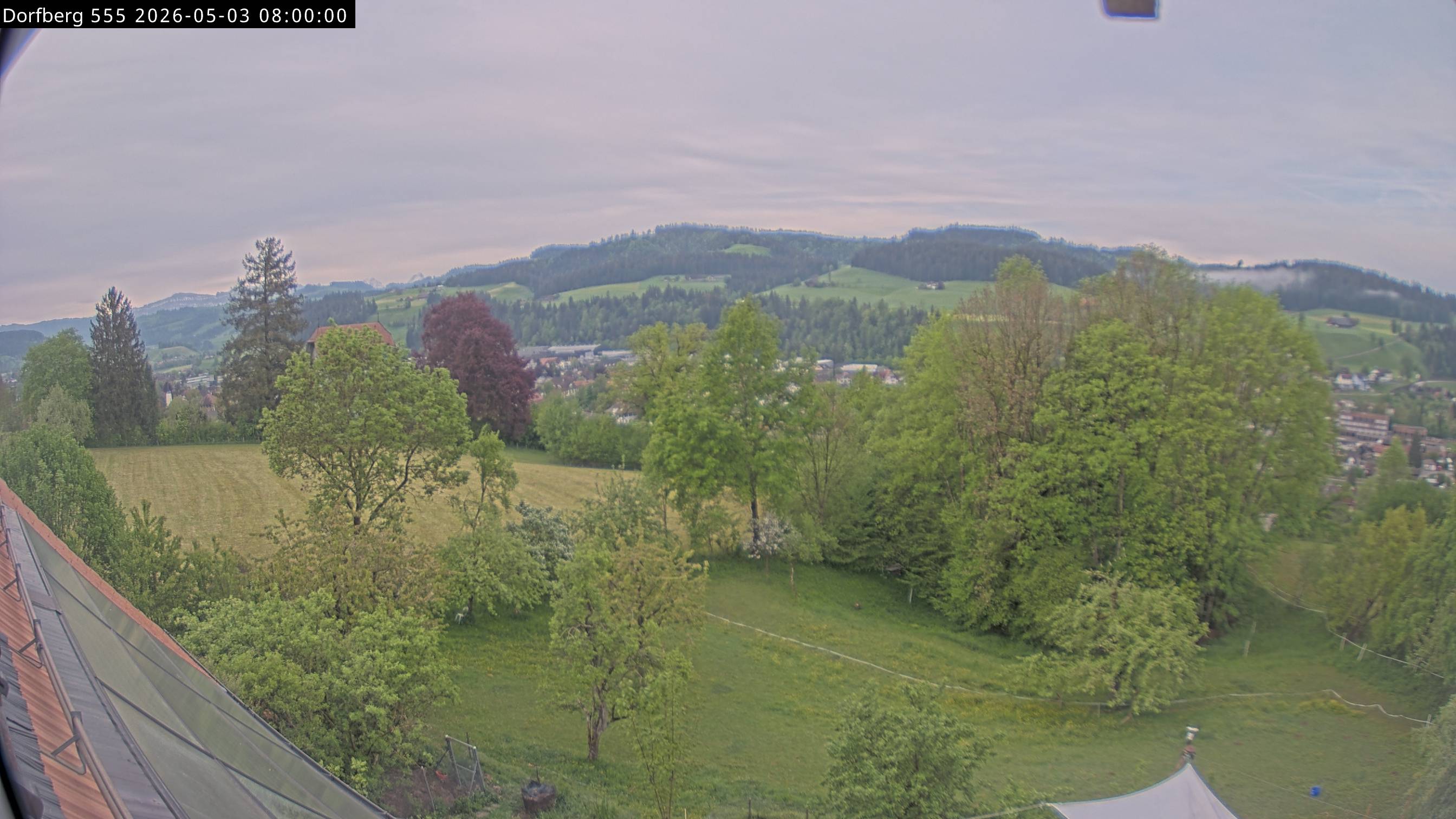 Webcam-Bild: Aussicht vom Dorfberg in Langnau 20260503-080000