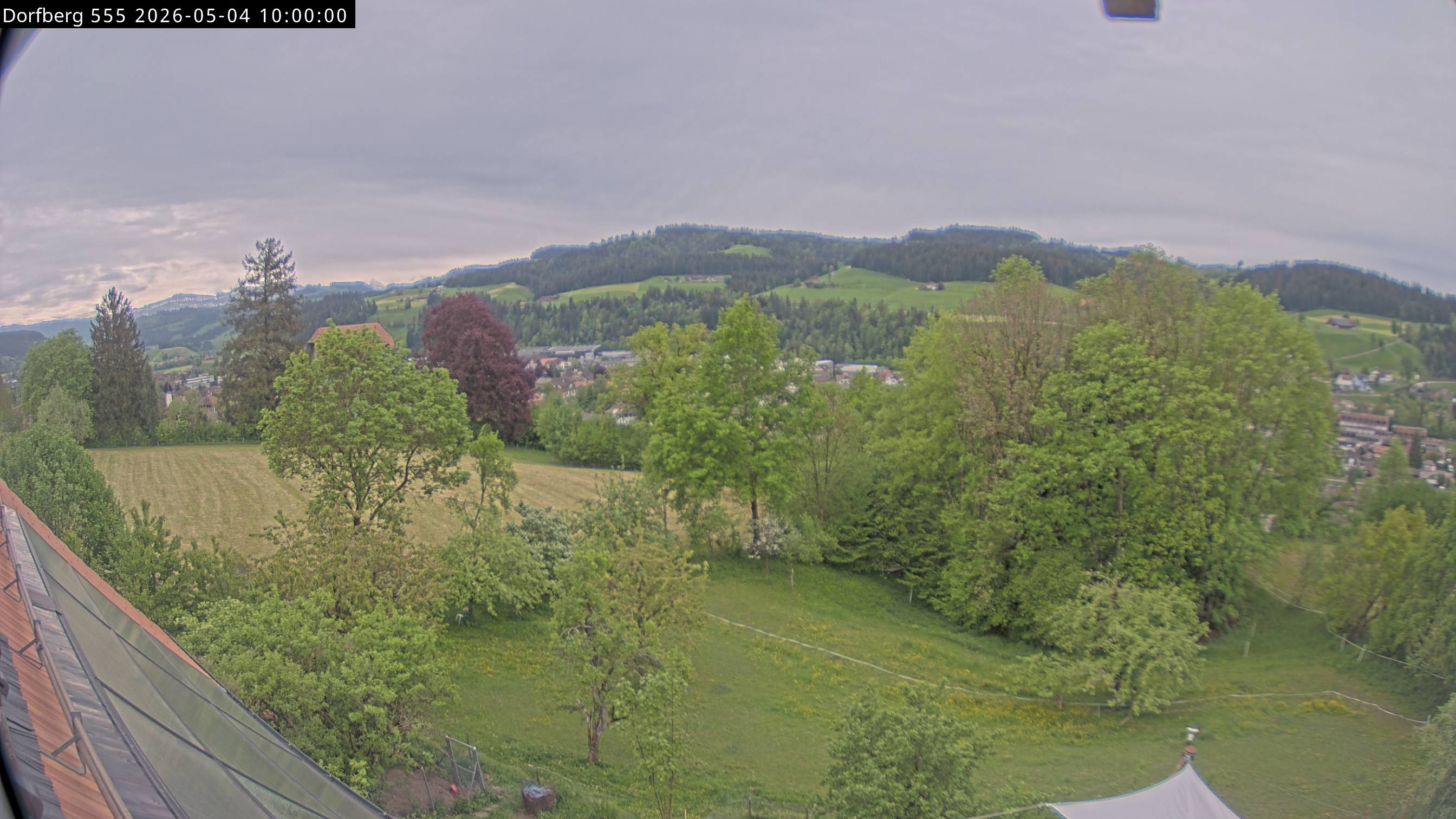 Webcam-Bild: Aussicht vom Dorfberg in Langnau 20260504-100000