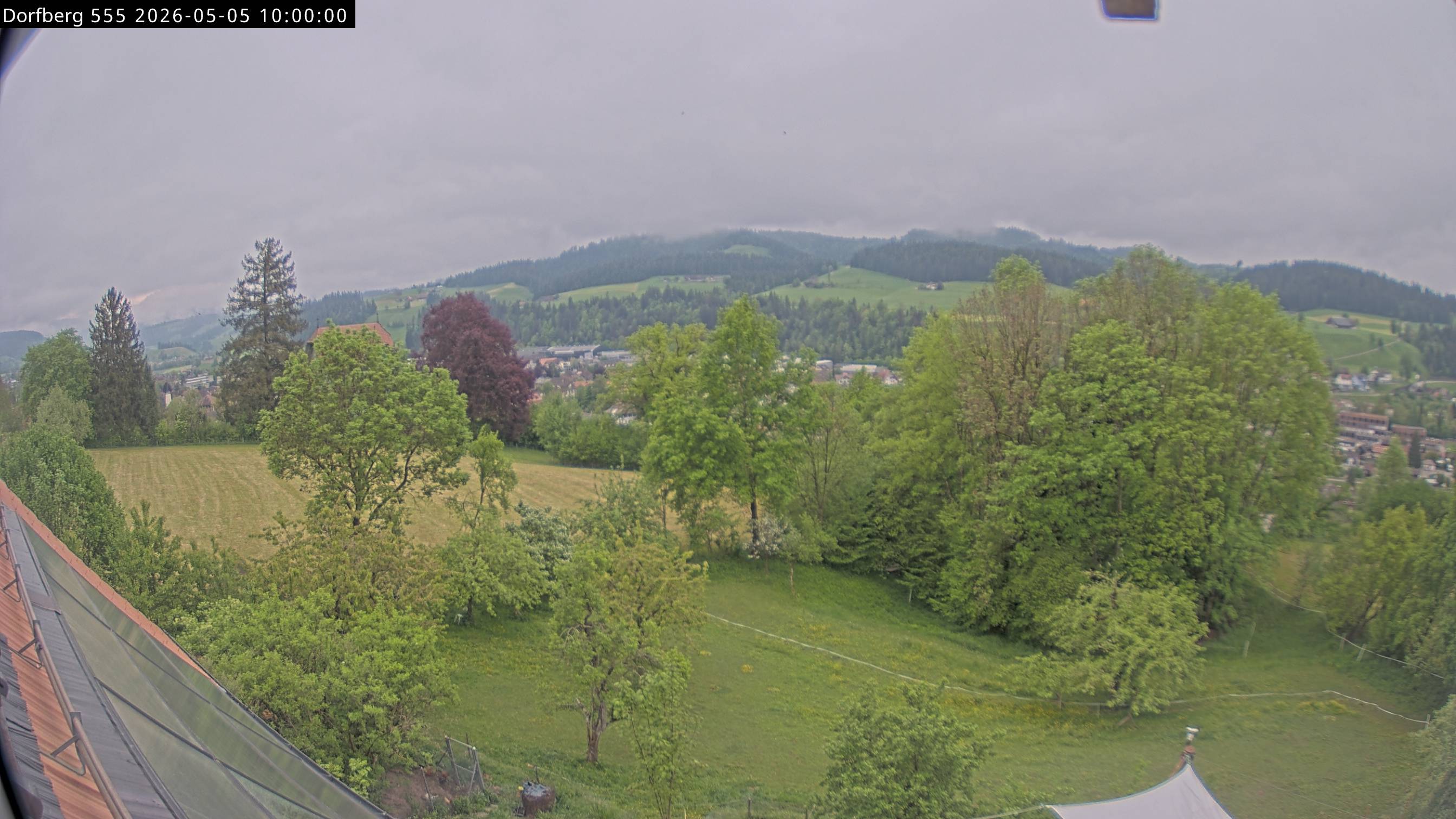 Webcam-Bild: Aussicht vom Dorfberg in Langnau 20260505-100000