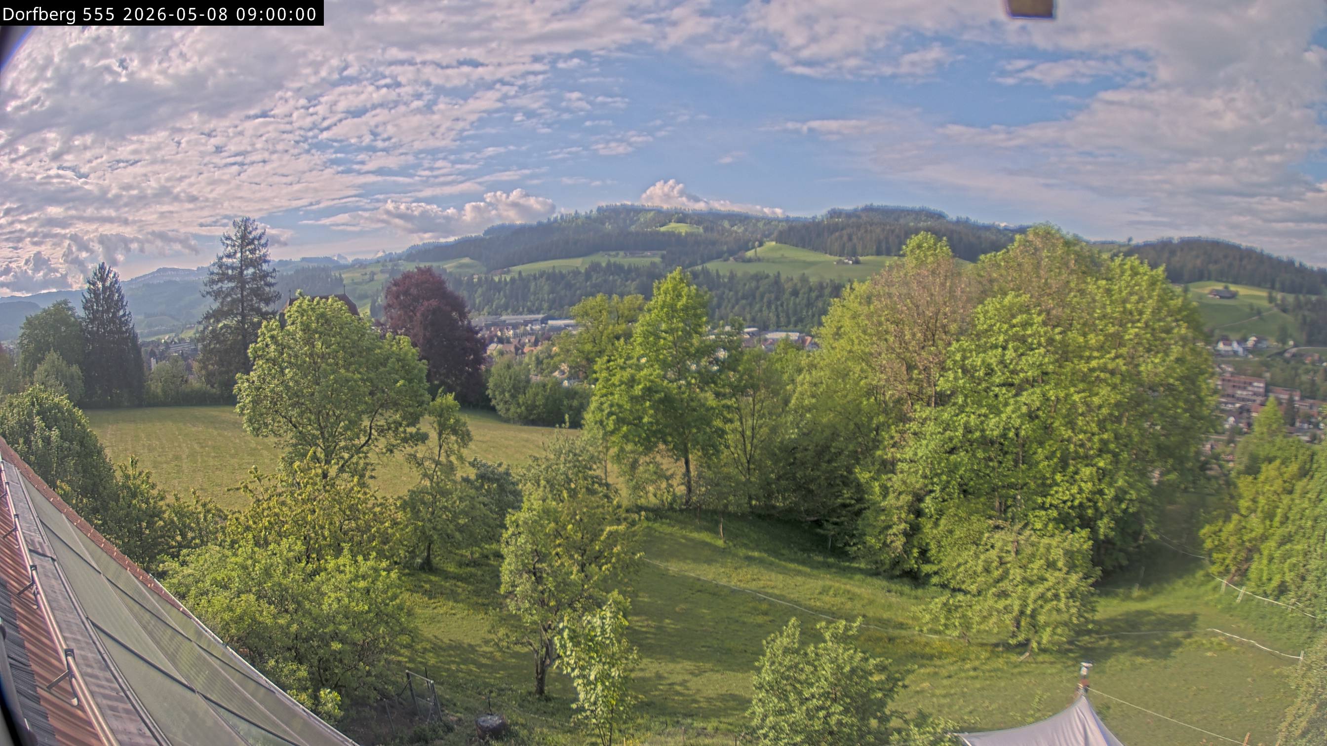 Webcam-Bild: Aussicht vom Dorfberg in Langnau 20260508-090000