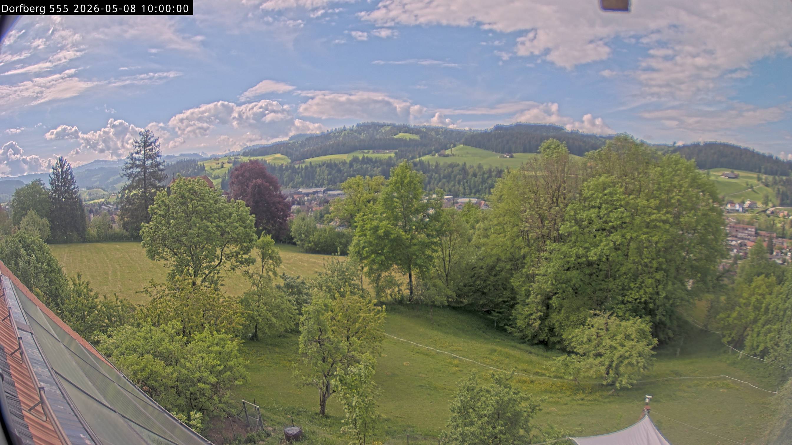 Webcam-Bild: Aussicht vom Dorfberg in Langnau 20260508-100000