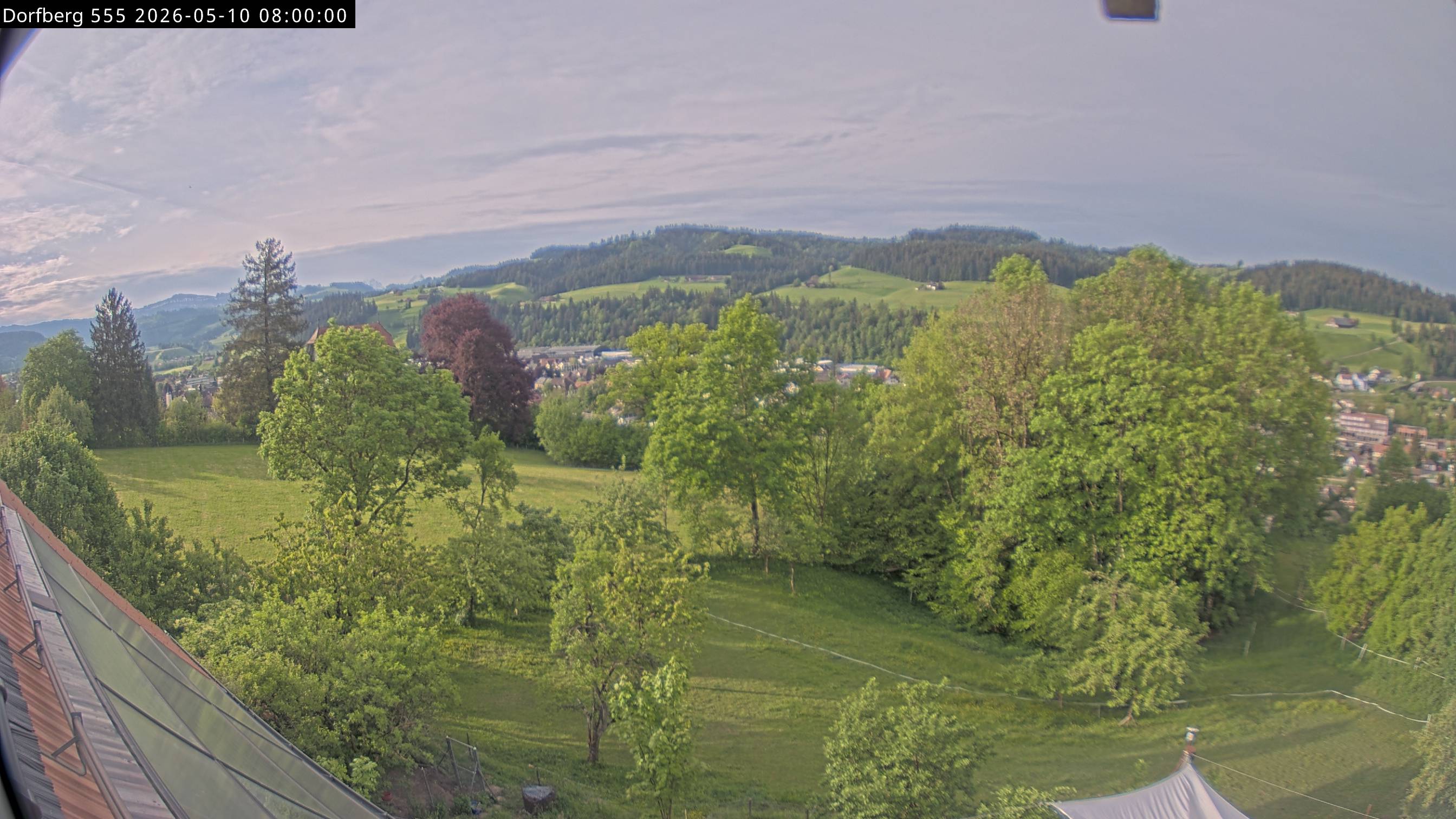 Webcam-Bild: Aussicht vom Dorfberg in Langnau 20260510-080000