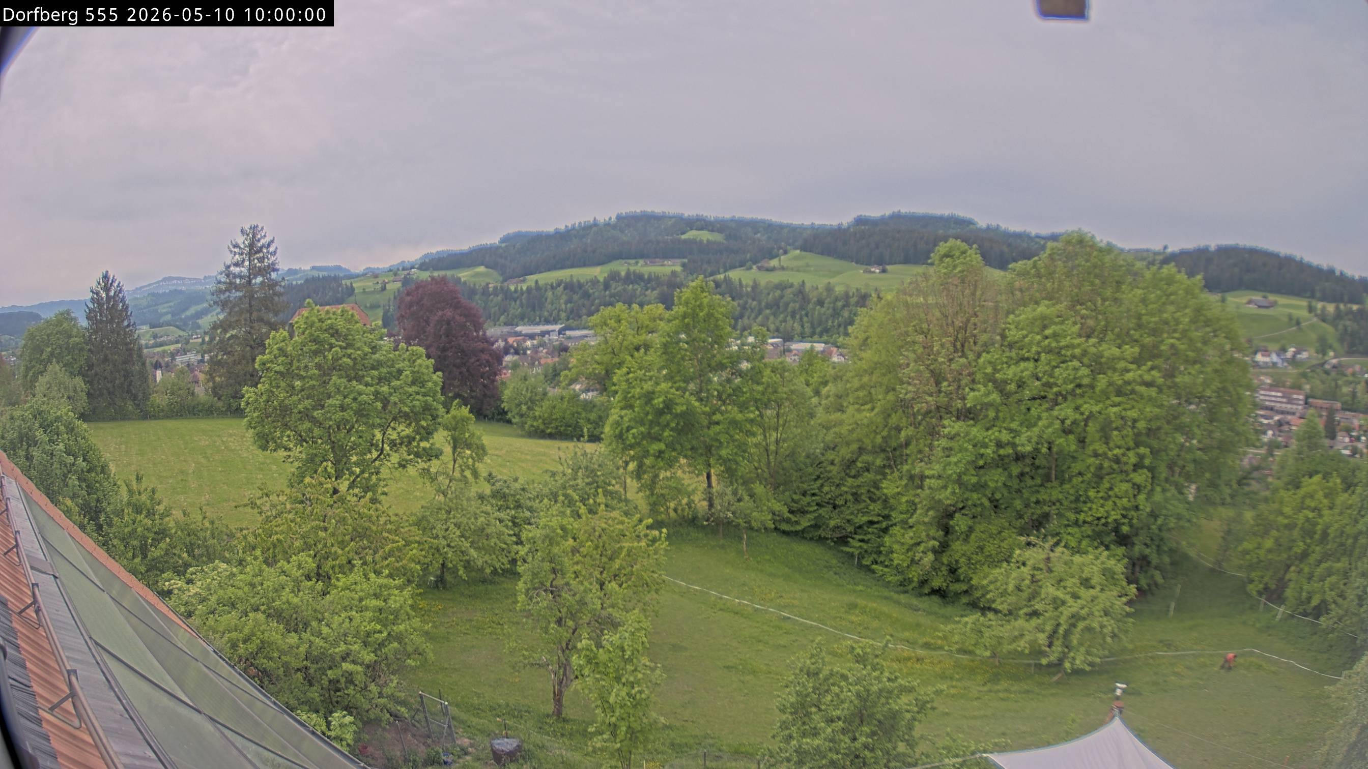 Webcam-Bild: Aussicht vom Dorfberg in Langnau 20260510-100000