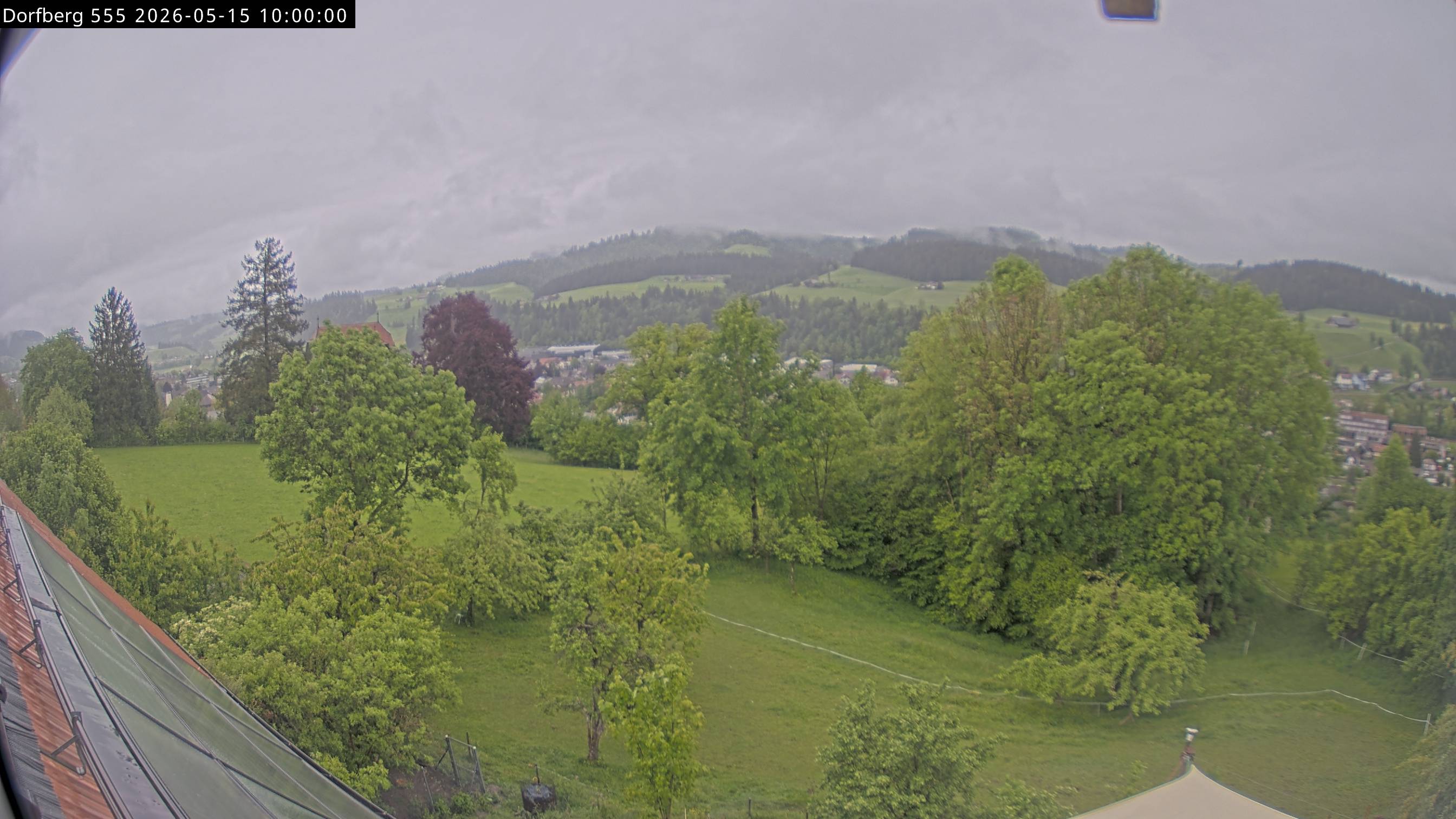 Webcam-Bild: Aussicht vom Dorfberg in Langnau 20260515-100000