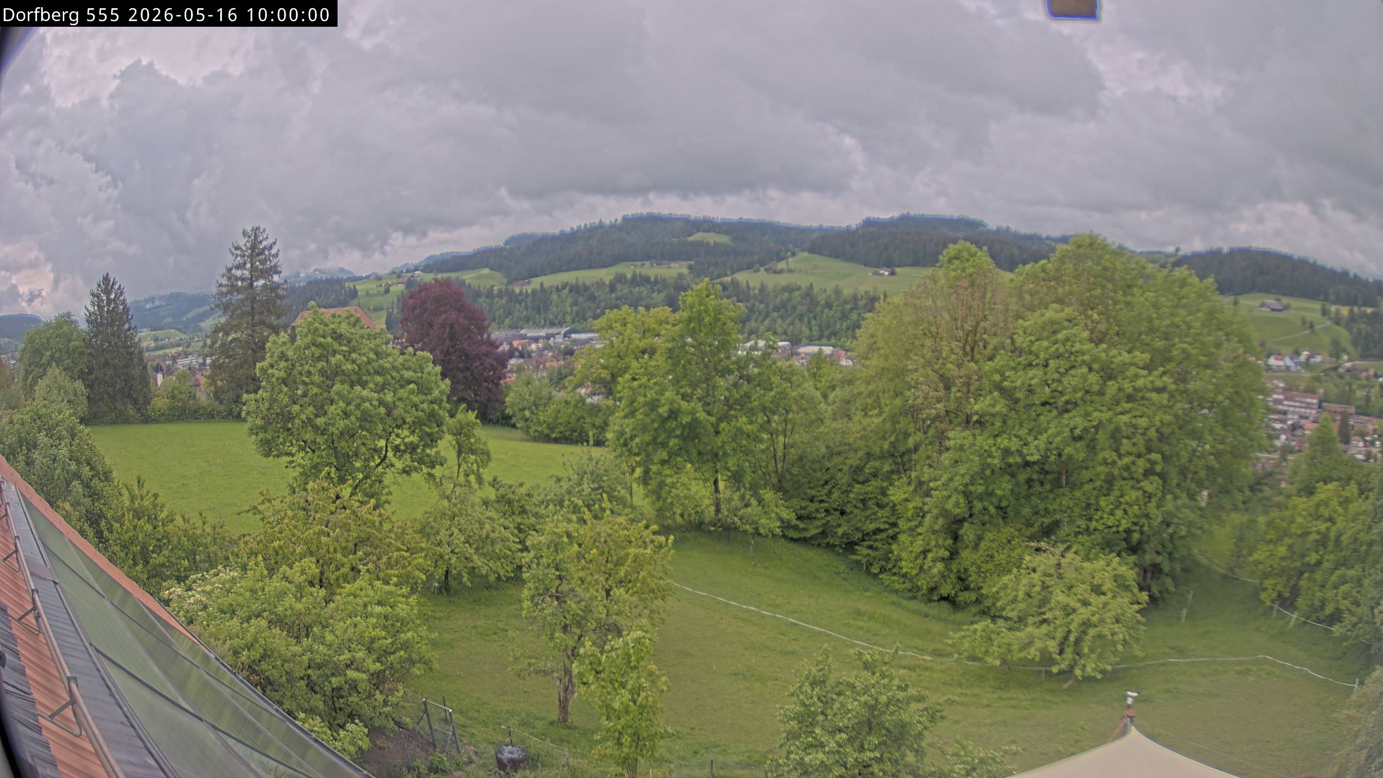 Webcam-Bild: Aussicht vom Dorfberg in Langnau 20260516-100000