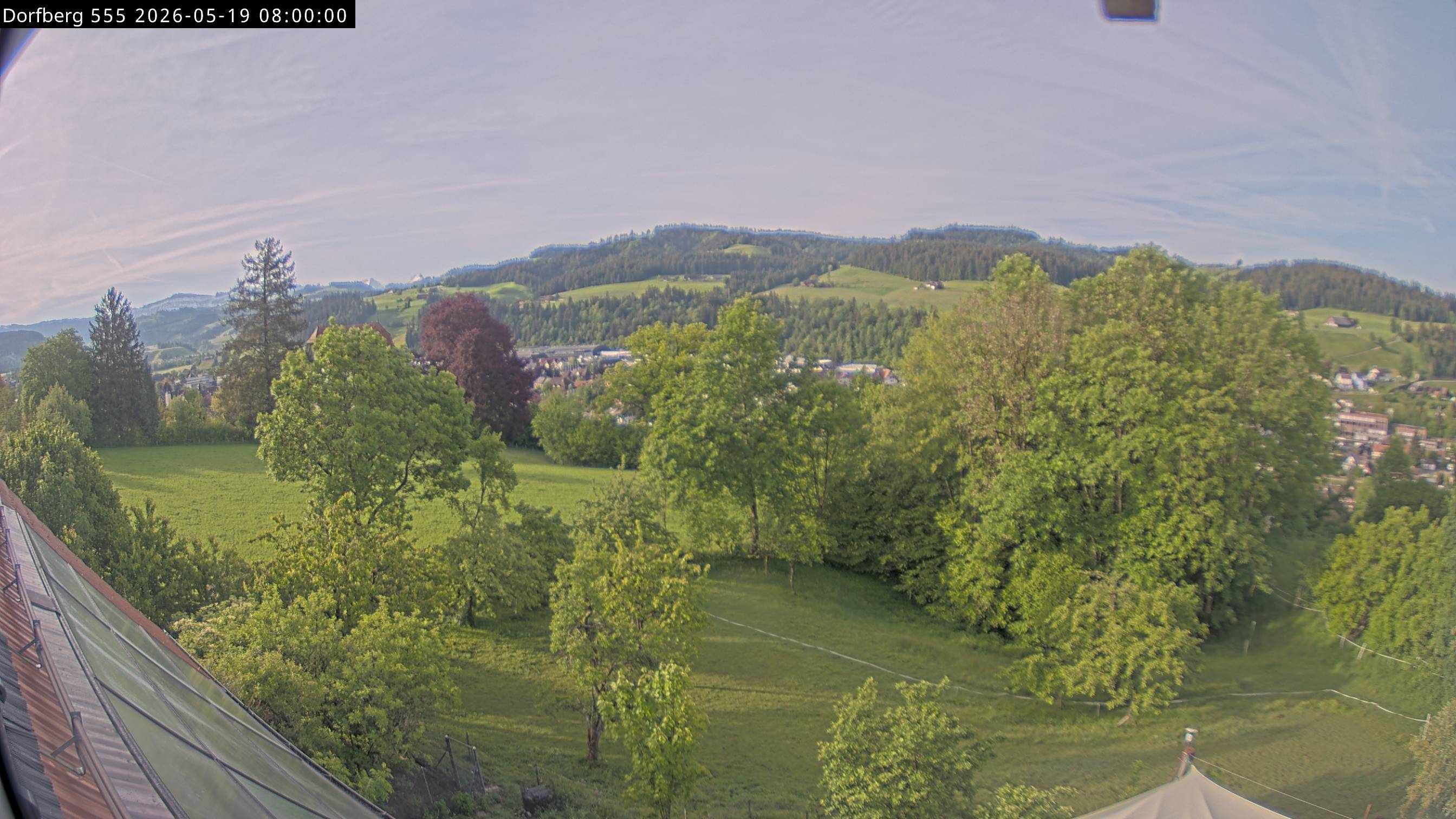 Webcam-Bild: Aussicht vom Dorfberg in Langnau 20260519-080000